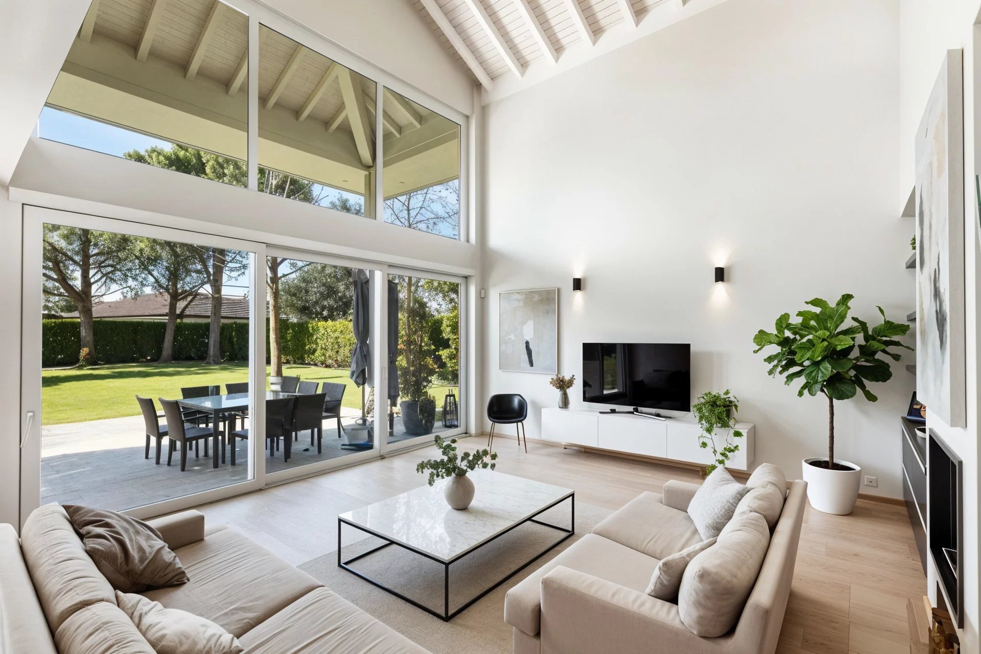 Licht, Raum und Gelassenheit — Eine private Auszeit in Coppet