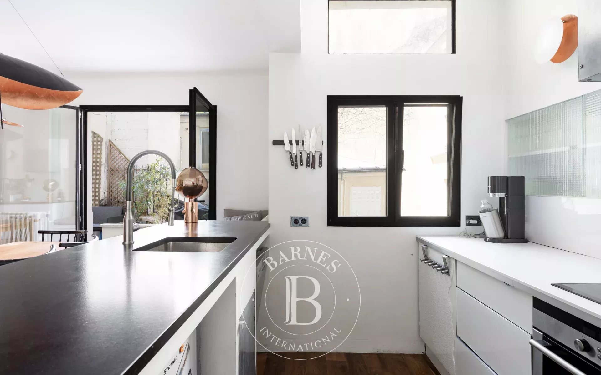 Daire Paris 18ème - picture 6