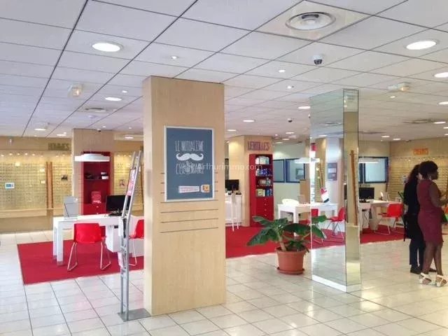 À VENDRE - LOCAL COMMERCIAL OU BUREAU LYON 9 - 227 m² - Photo 4