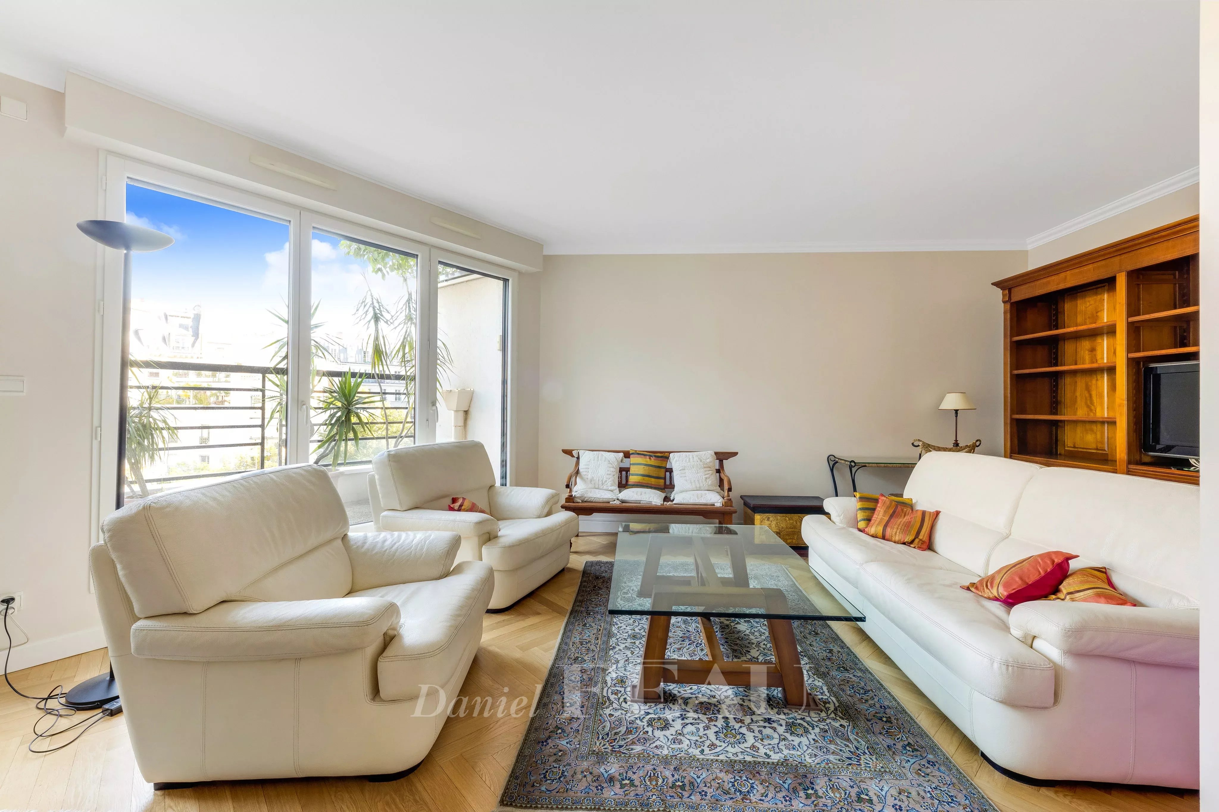 Living-room Wooden floor