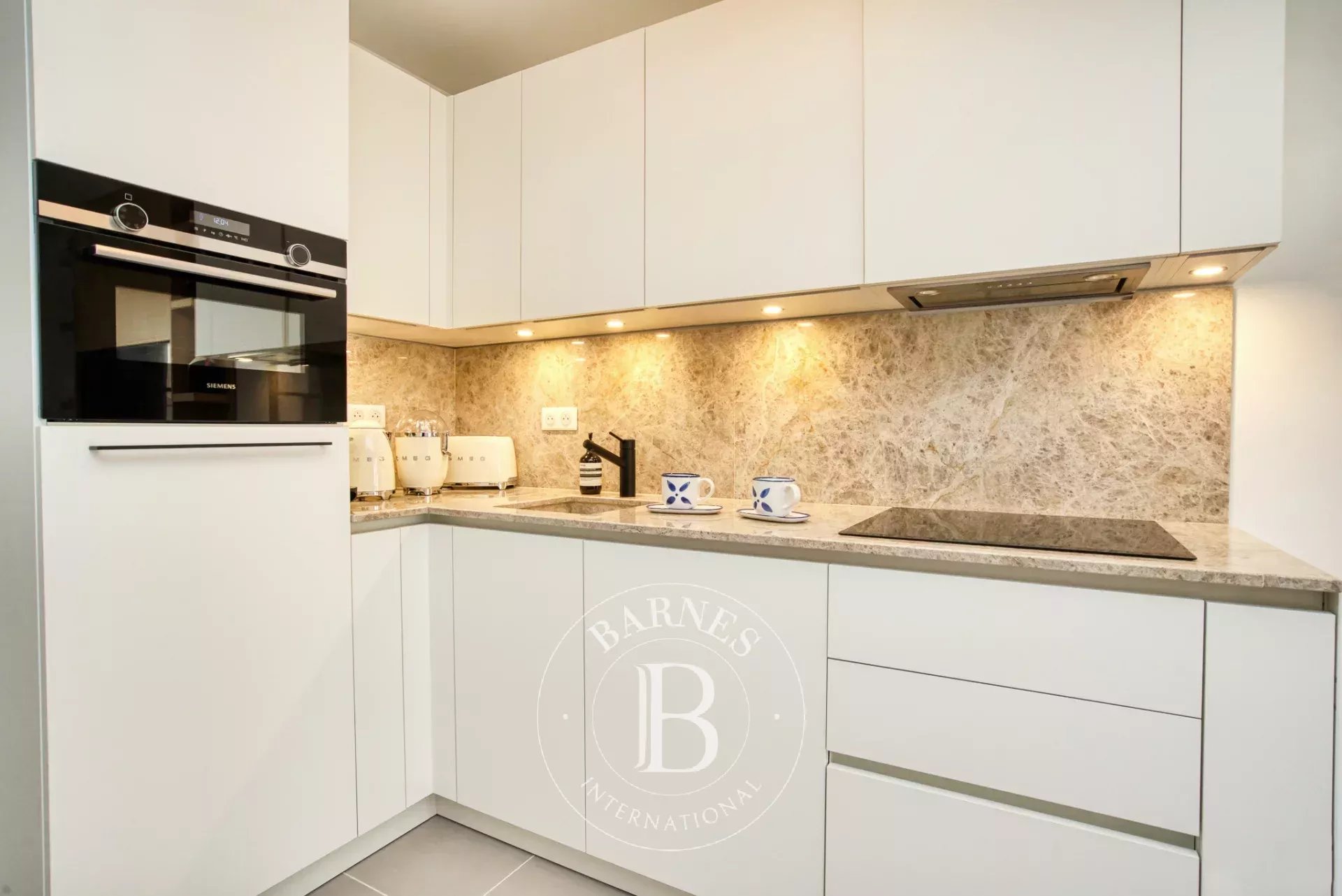 Apartment Saint-Tropez  -  ref 83266583 (picture 2)