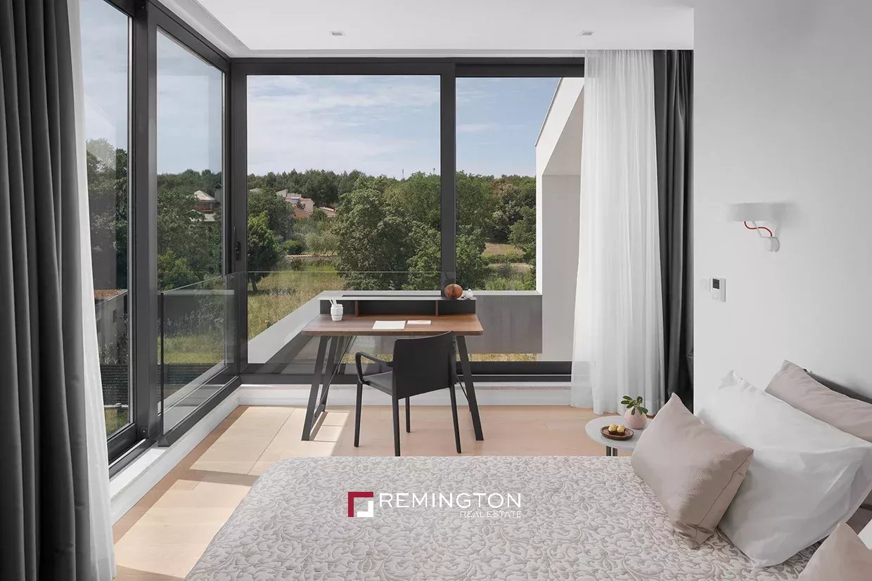 4 Bedroom Villa/Townhouse's Image 4