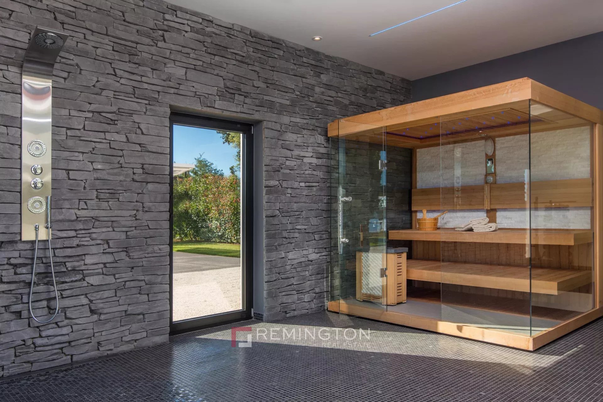 1 Bedroom Villa/Townhouse's Image 15