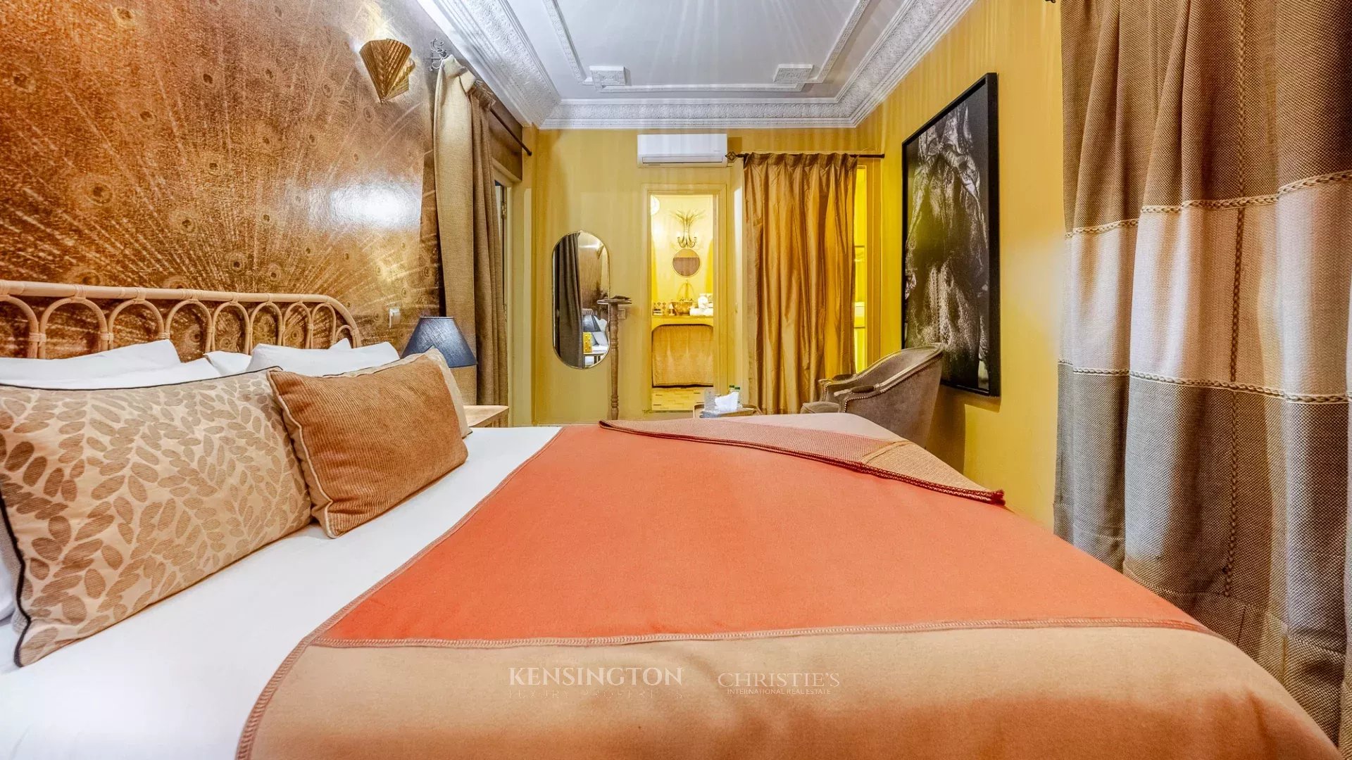 7 Bedroom Villa/Townhouse's Image 15