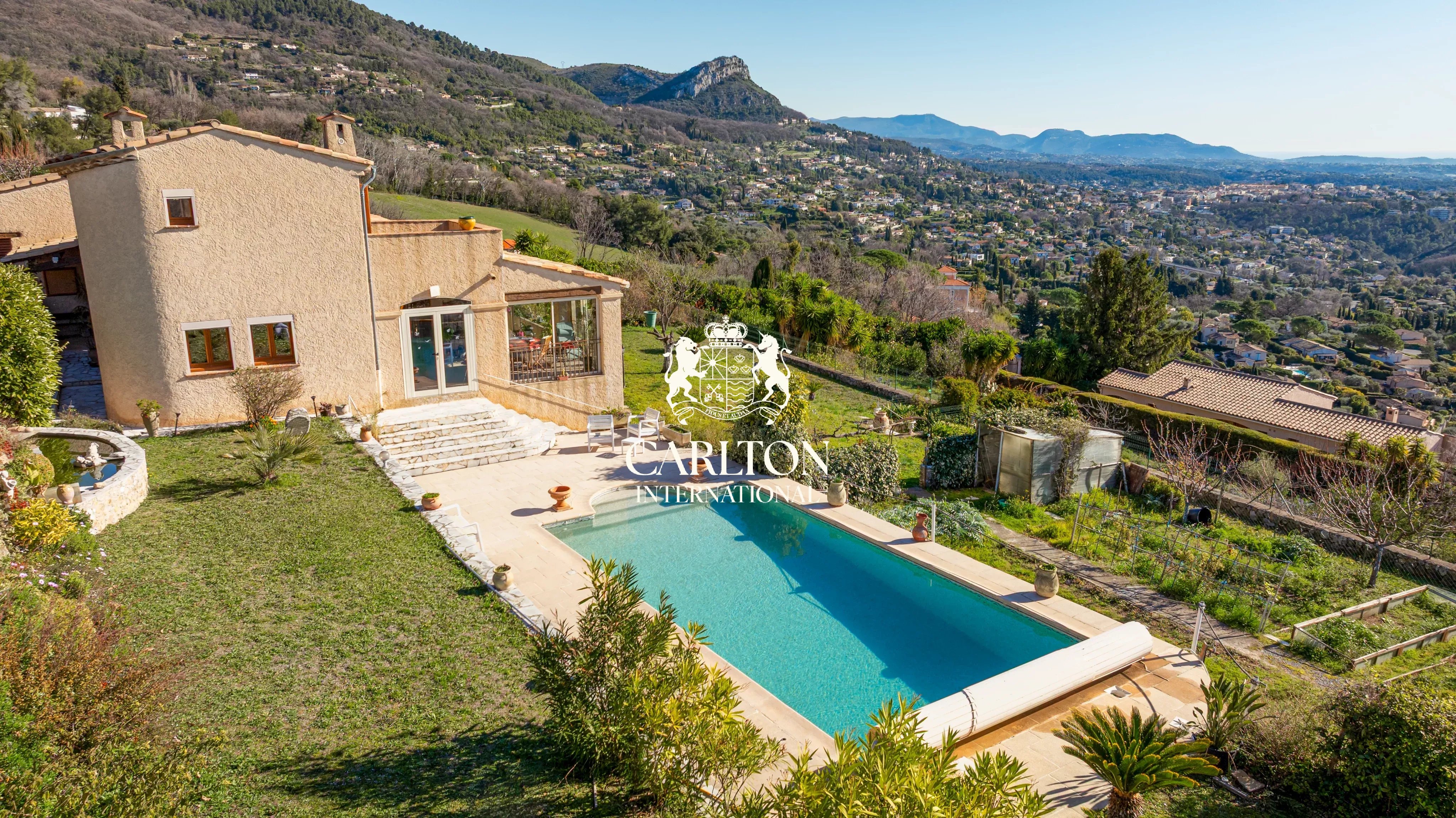 Exclusivité Tourrettes sur Loup Vue Panoramique Mer et Côte d’Azur