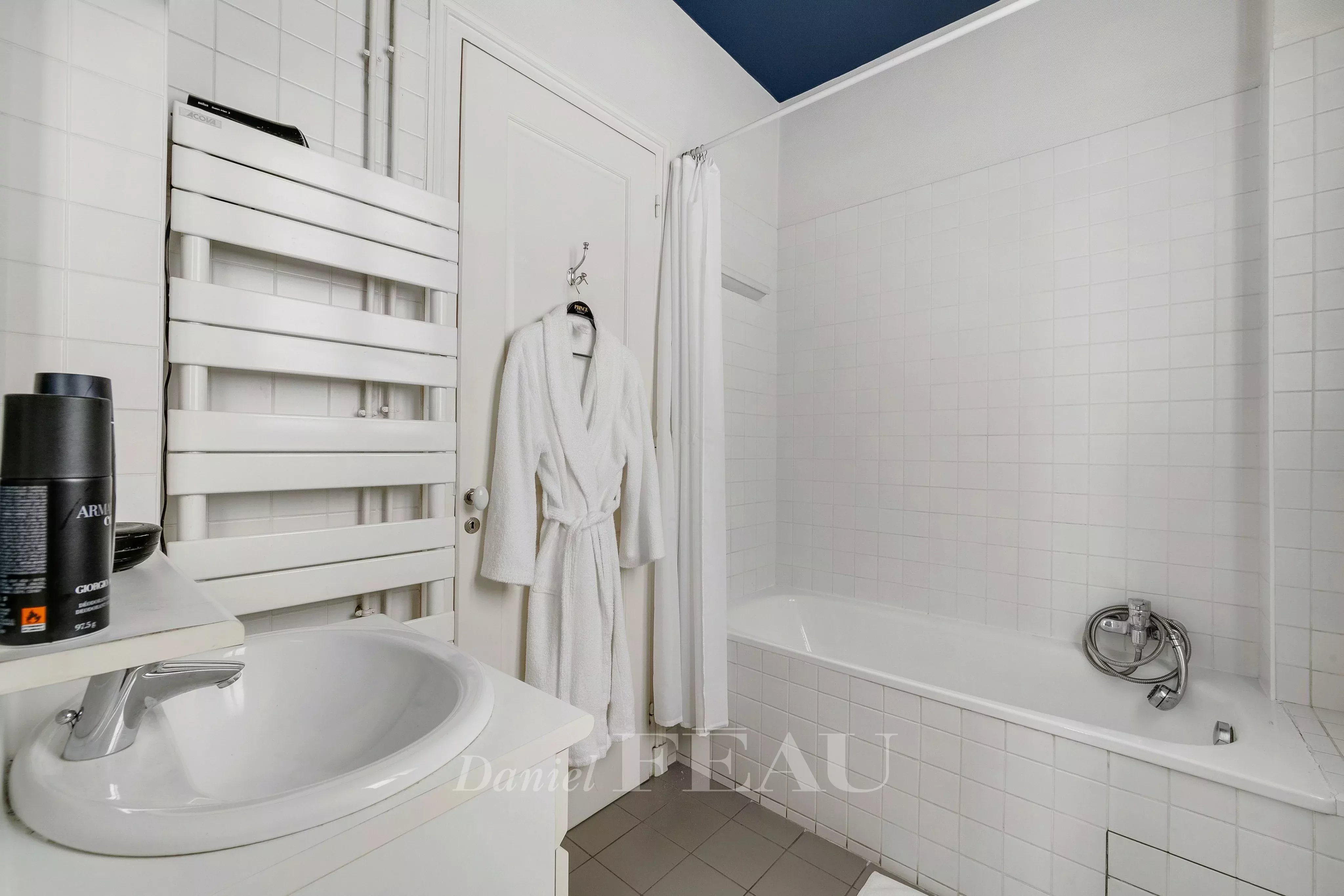 Rental Apartment Paris 17th