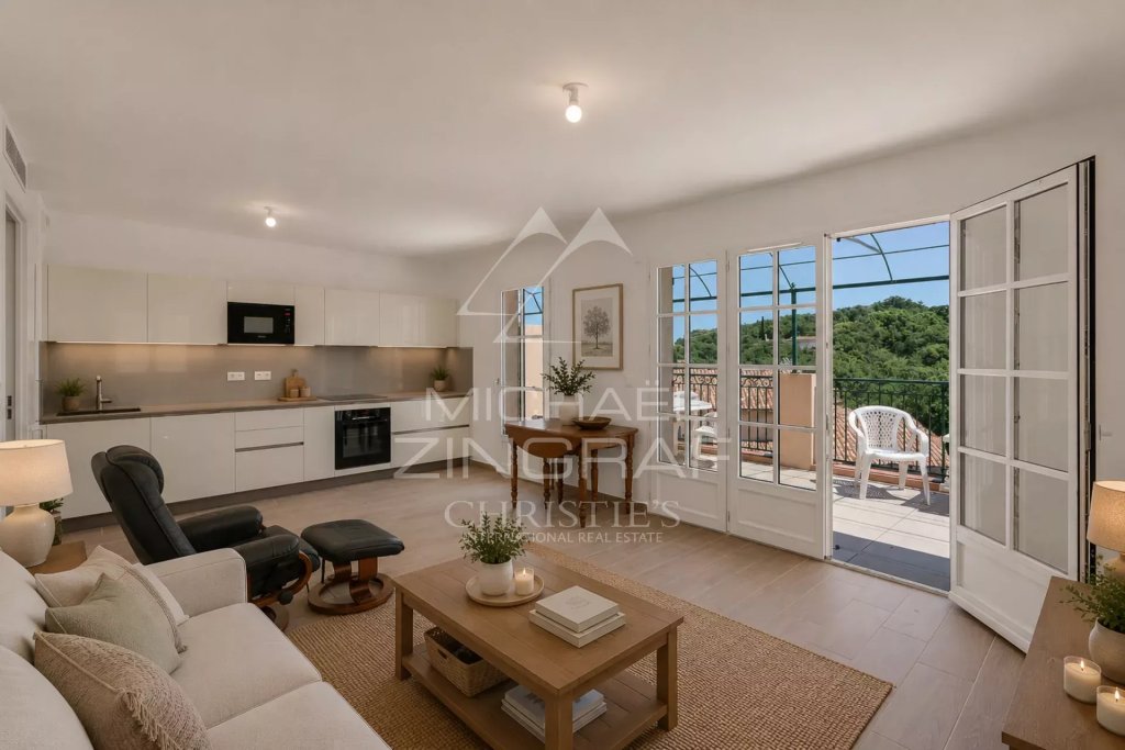 Apartment for sale in Grimaud — A peaceful Mediterranean retreat in the heart of Grimaud