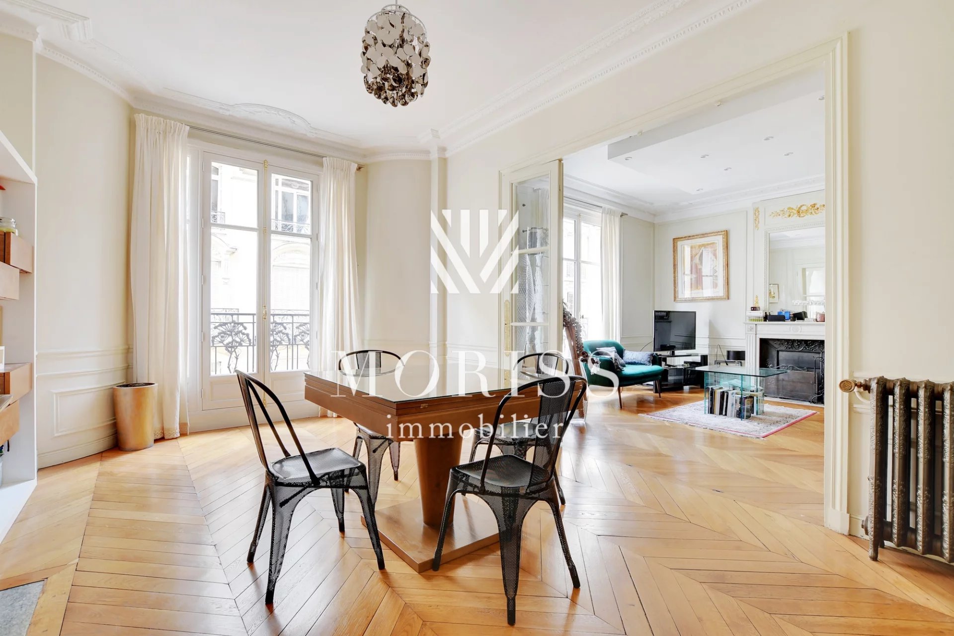 MORISS IMMOBILIER – Superbe 3 pièces de 75 m² – Cœur de Passy - Image Array