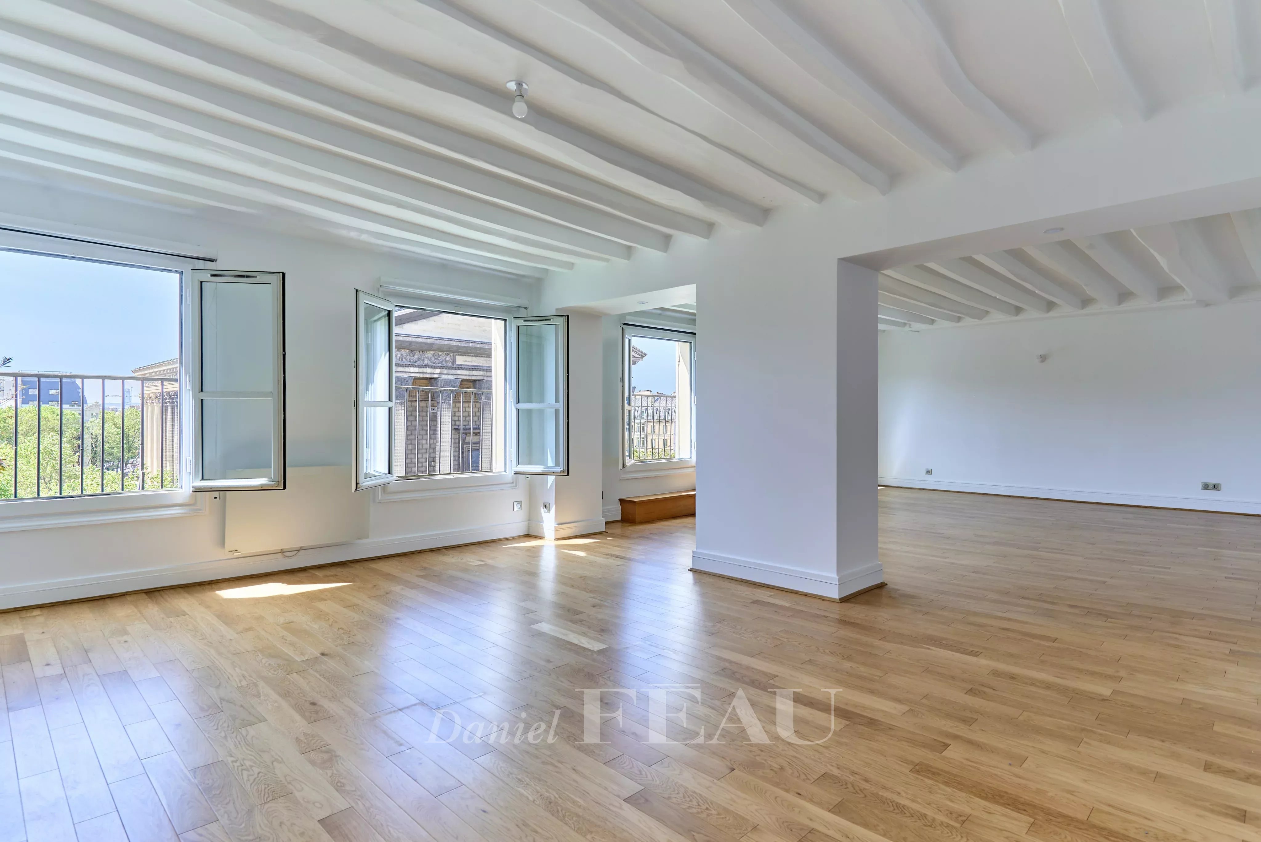 Location Appartement Paris 8ème