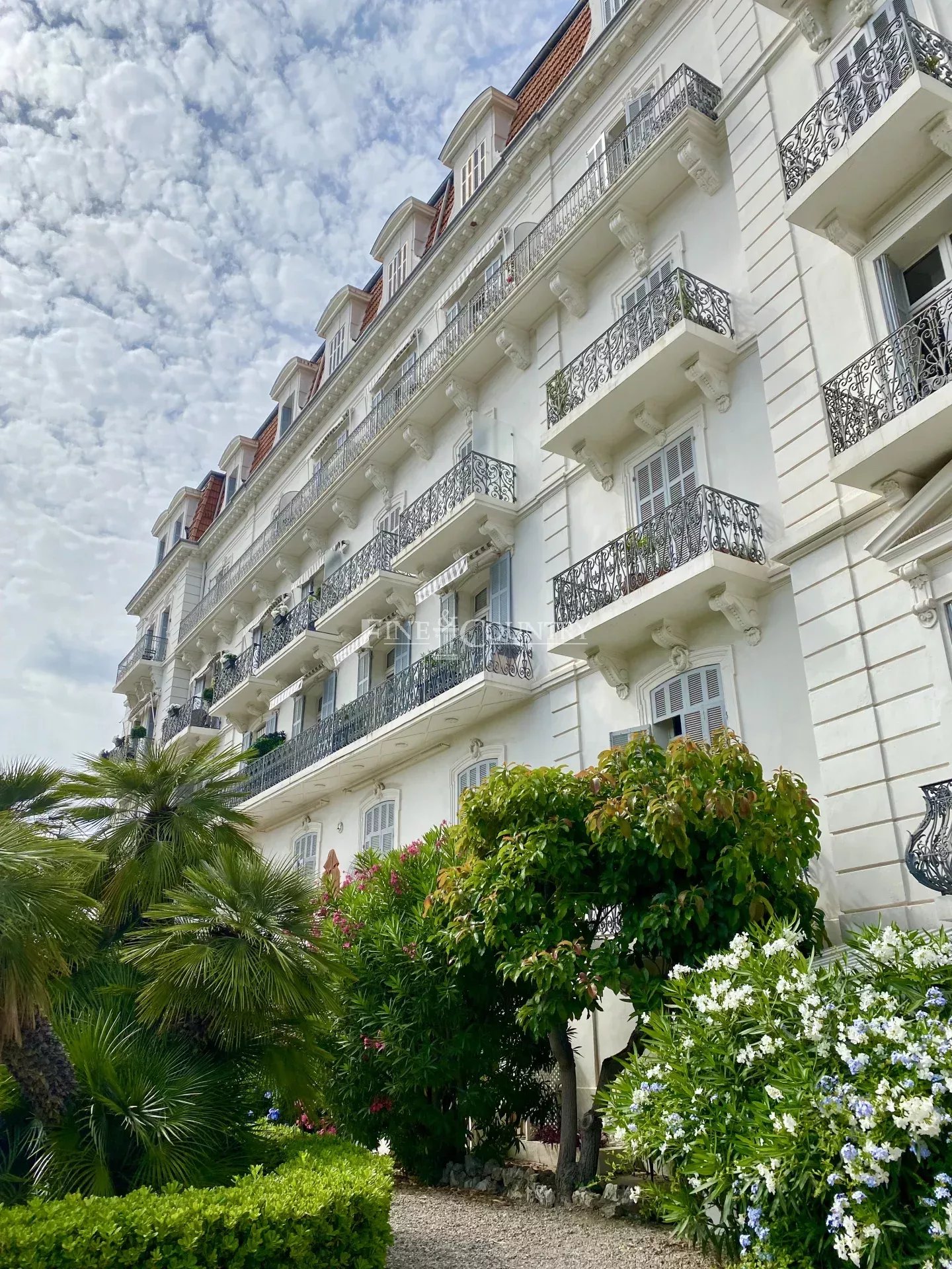 Photo of Apartment for sale Cannes walking distance to the centre