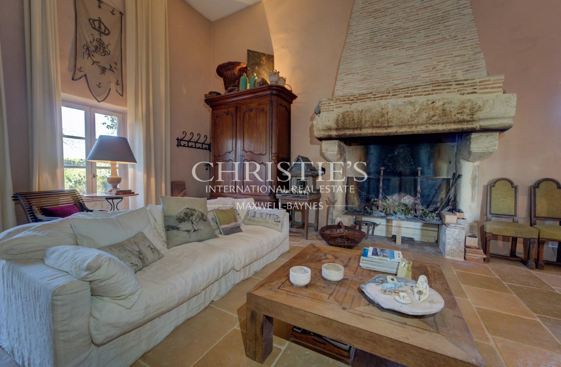 2 Bedroom Villa/Townhouse's Image 3
