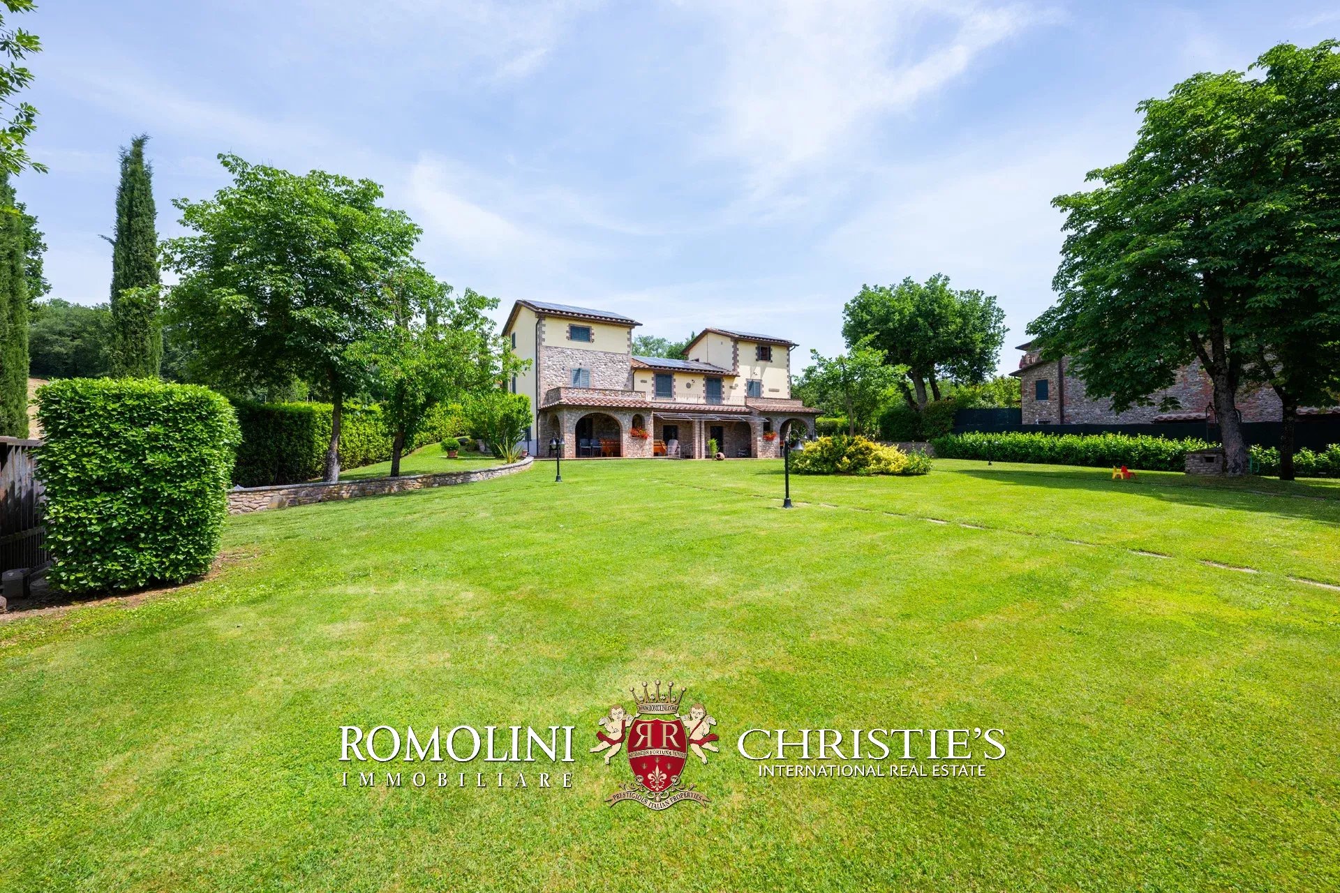 16 Bedroom Villa/Townhouse's Image 11