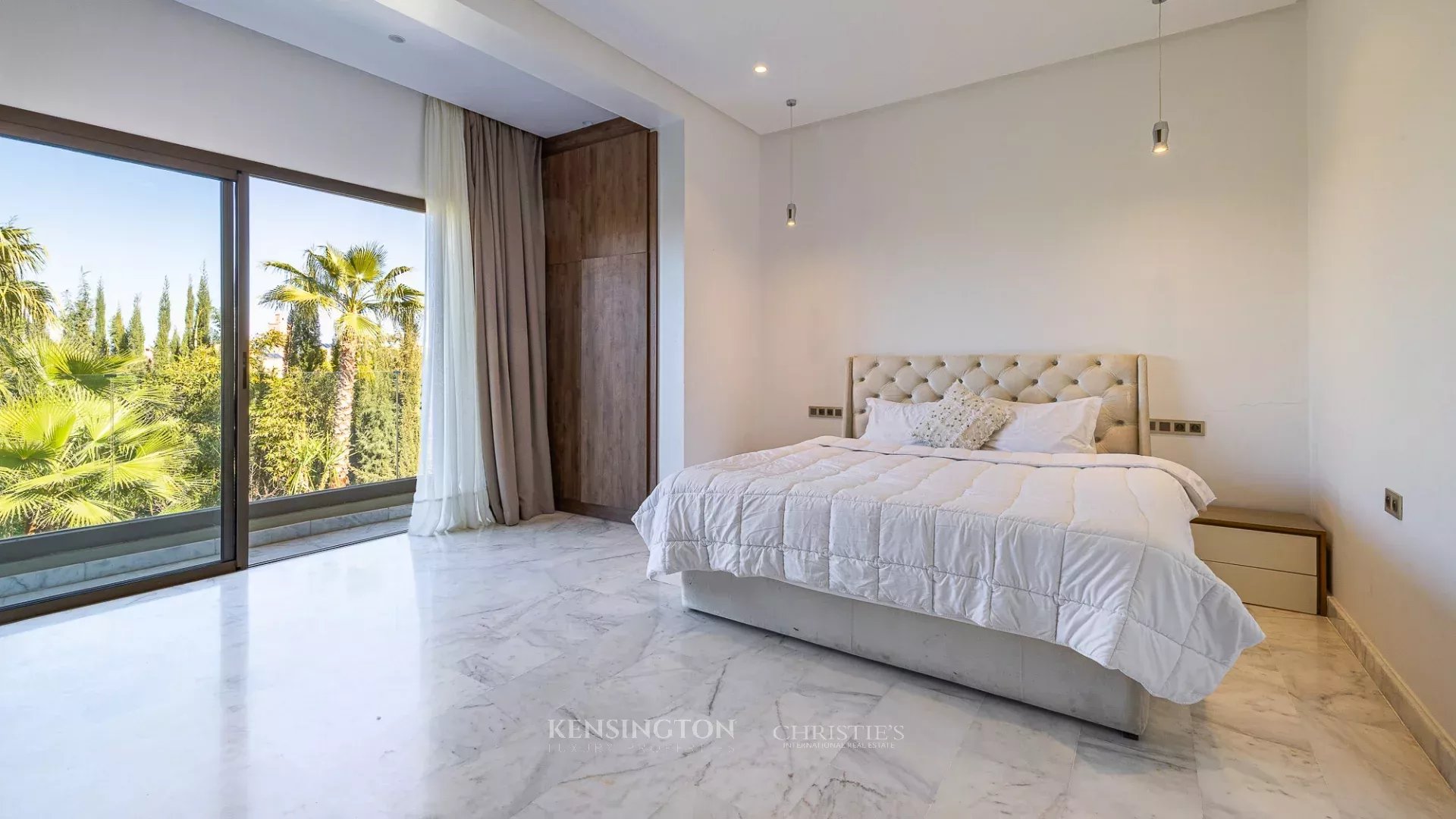 4 Bedroom Villa/Townhouse's Image 10