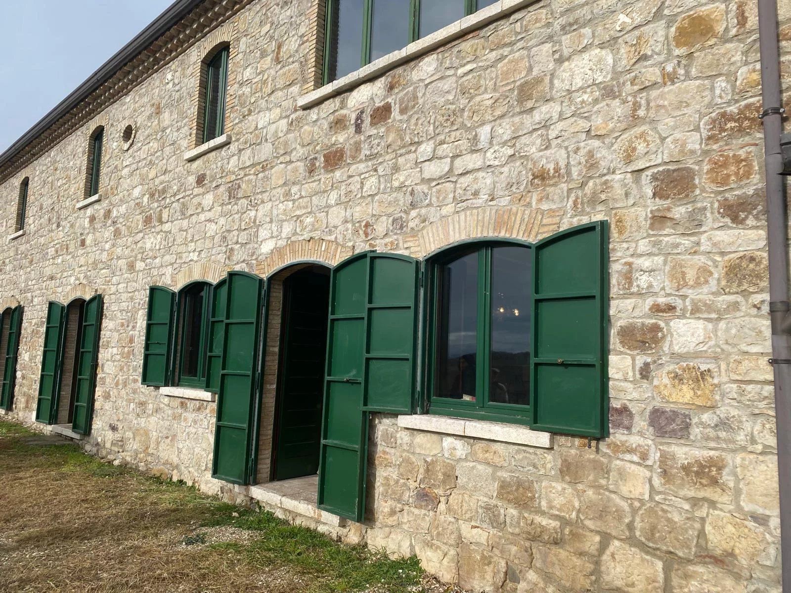 Renovated Country House with Panoramic Views – Fragneto Monforte