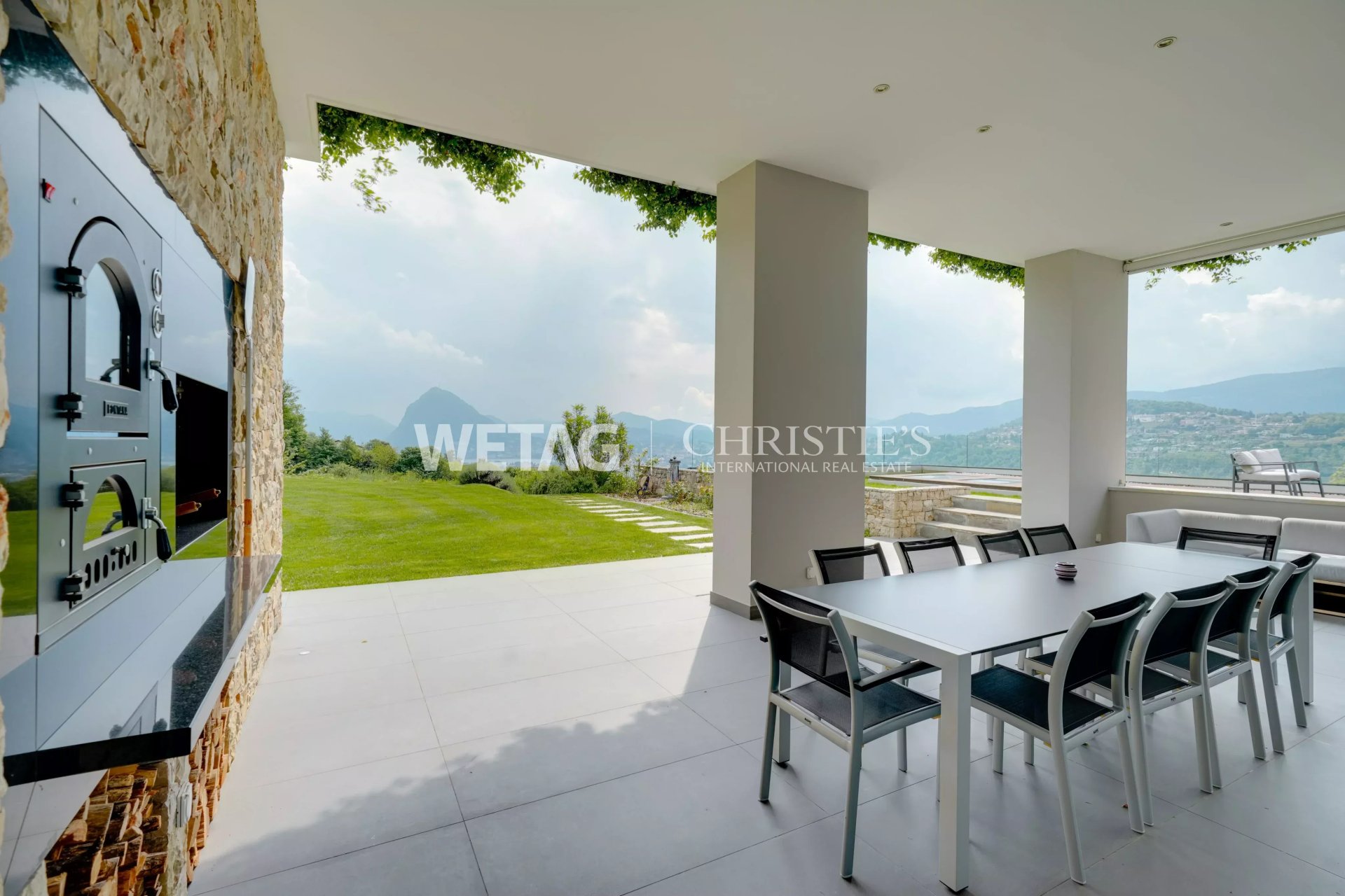 3 Bedroom Villa/Townhouse's Image 10