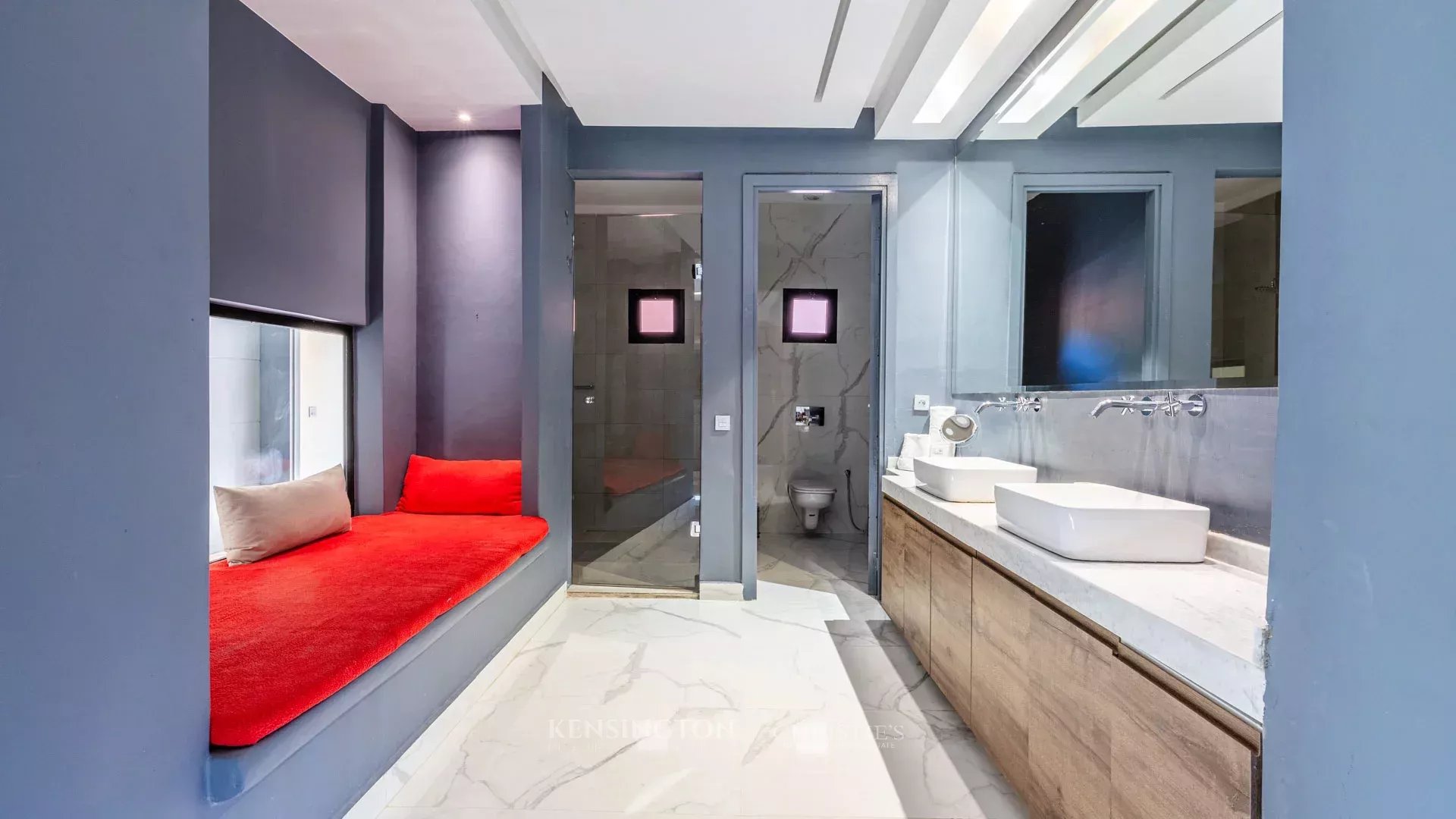 11 Bedroom Villa/Townhouse's Image 36