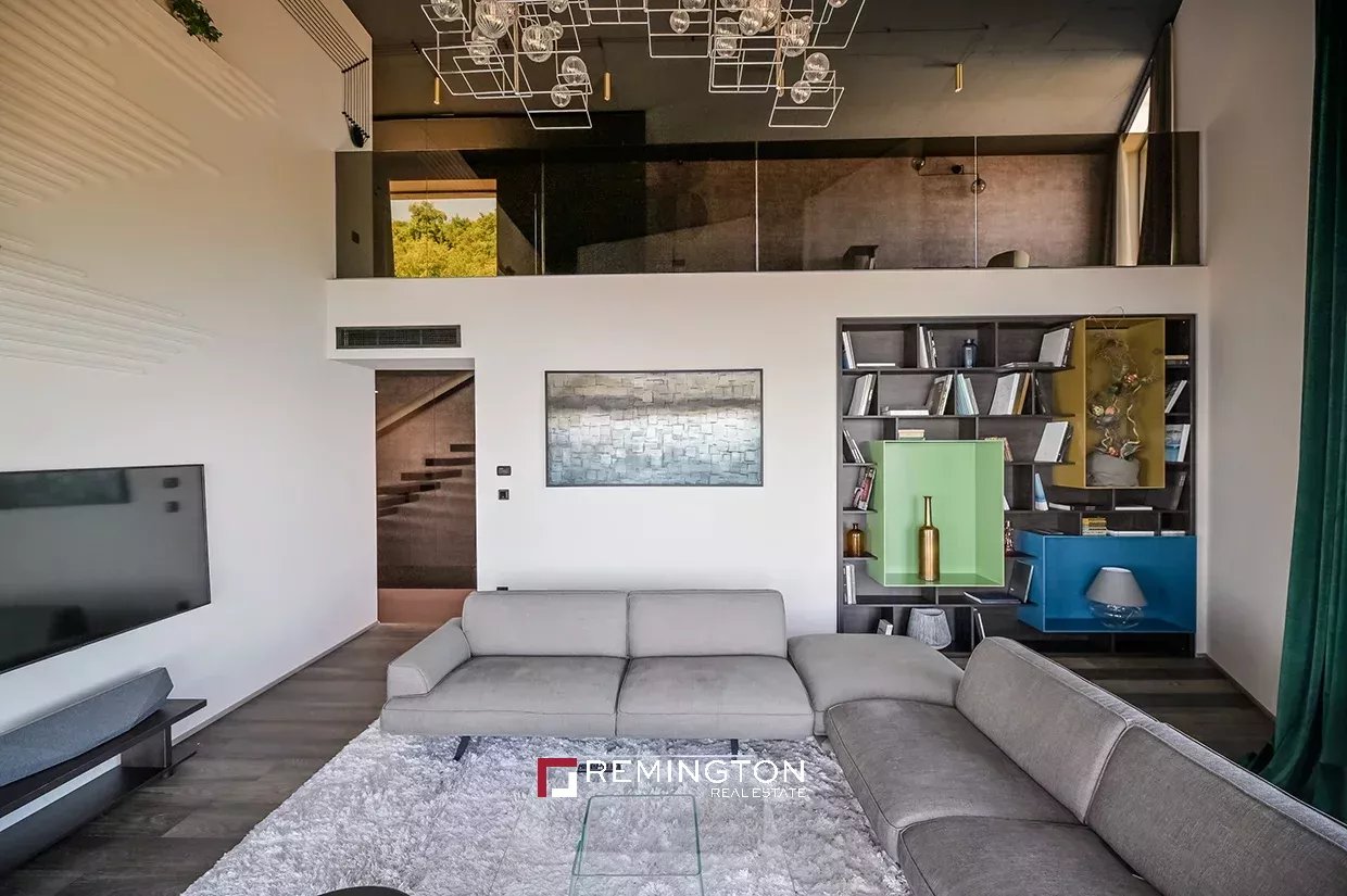 5 Bedroom Villa/Townhouse's Image 17