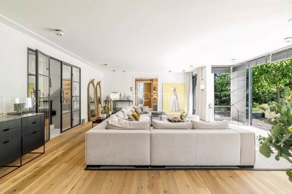 Villa for sale in Mougins — photo 6