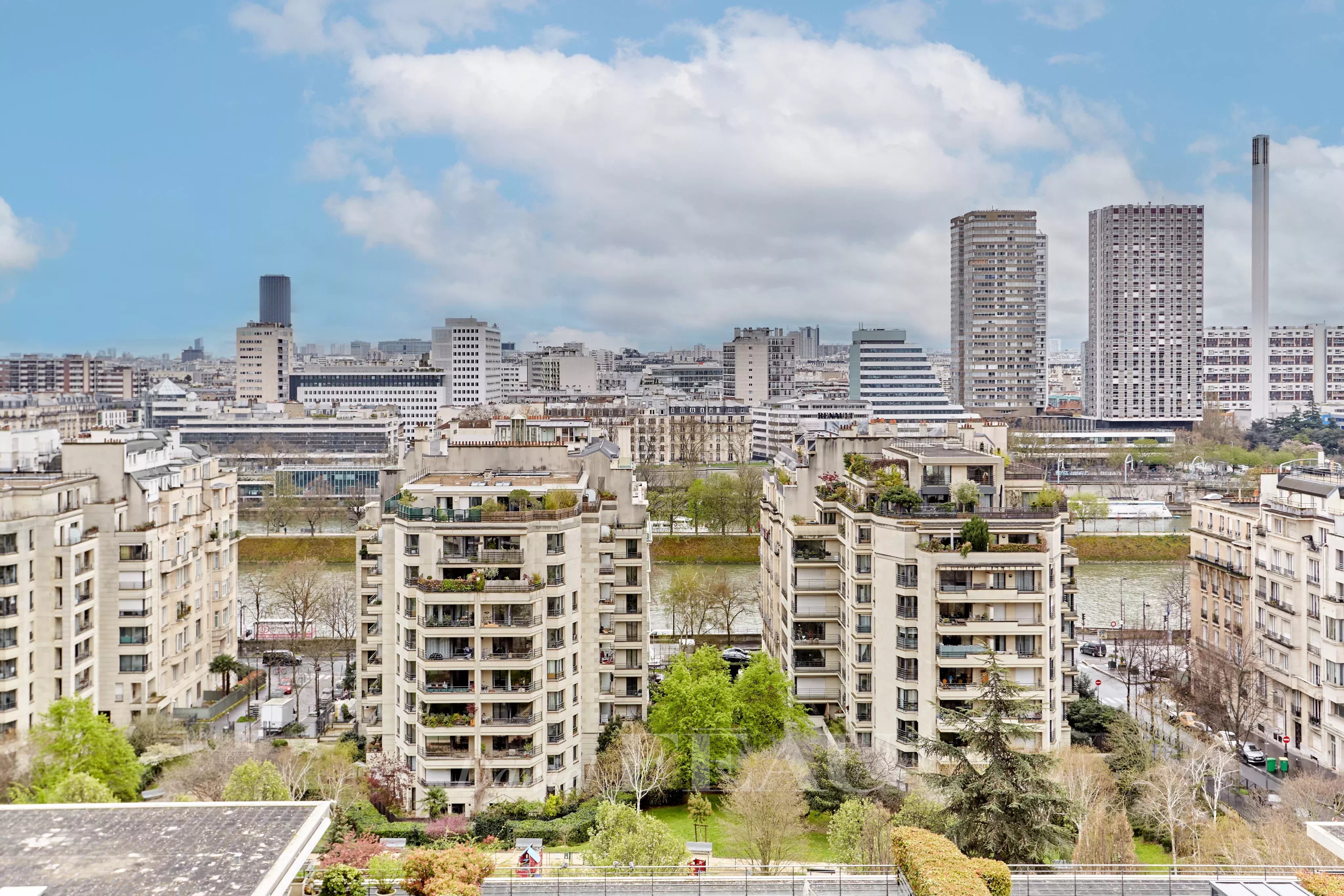 Location Appartement Paris 16ème