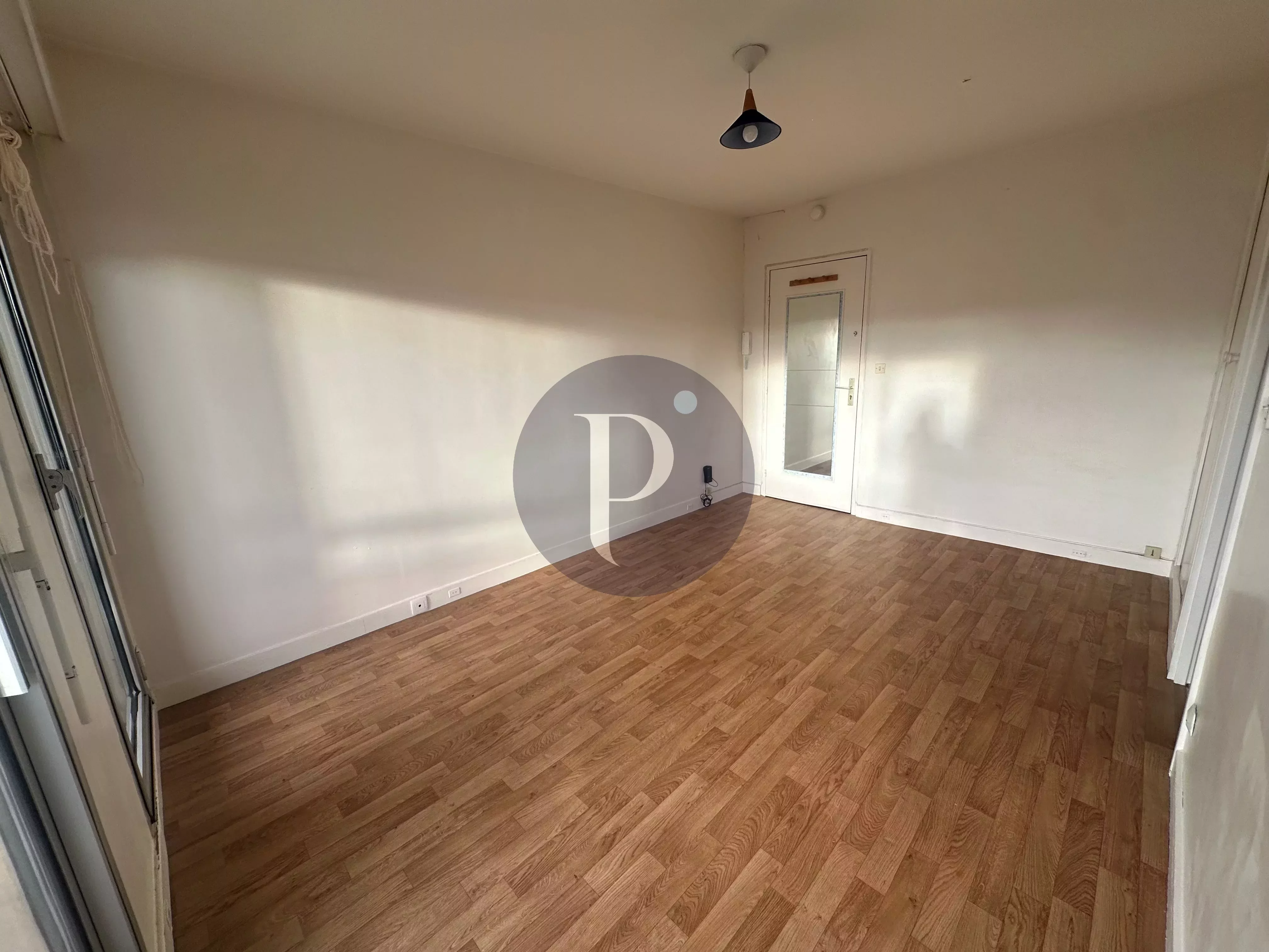 location-appartement-1-piece-chatenay-malabry-86384281