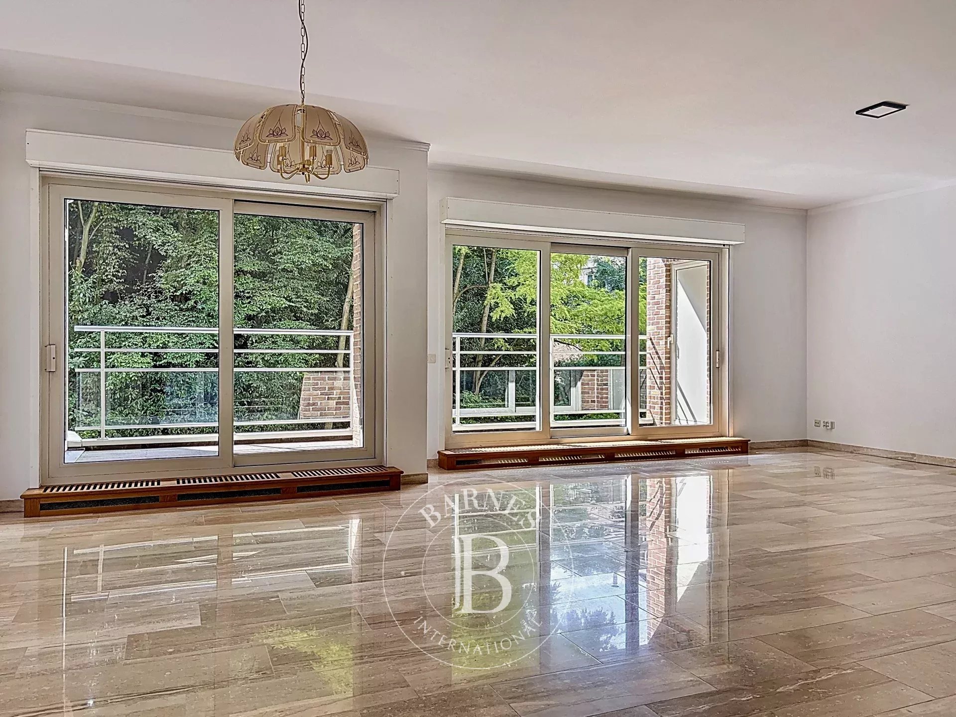 Roosevelt - Apartment 3 bedrooms, 2 bathrooms, terrace, garage