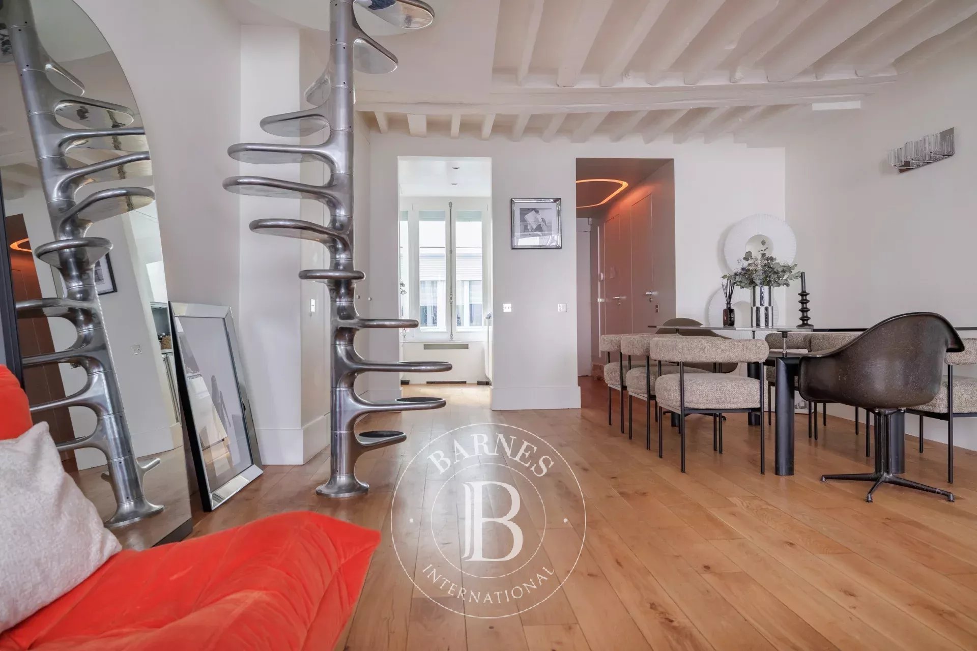 Daire Paris 3ème - picture 13