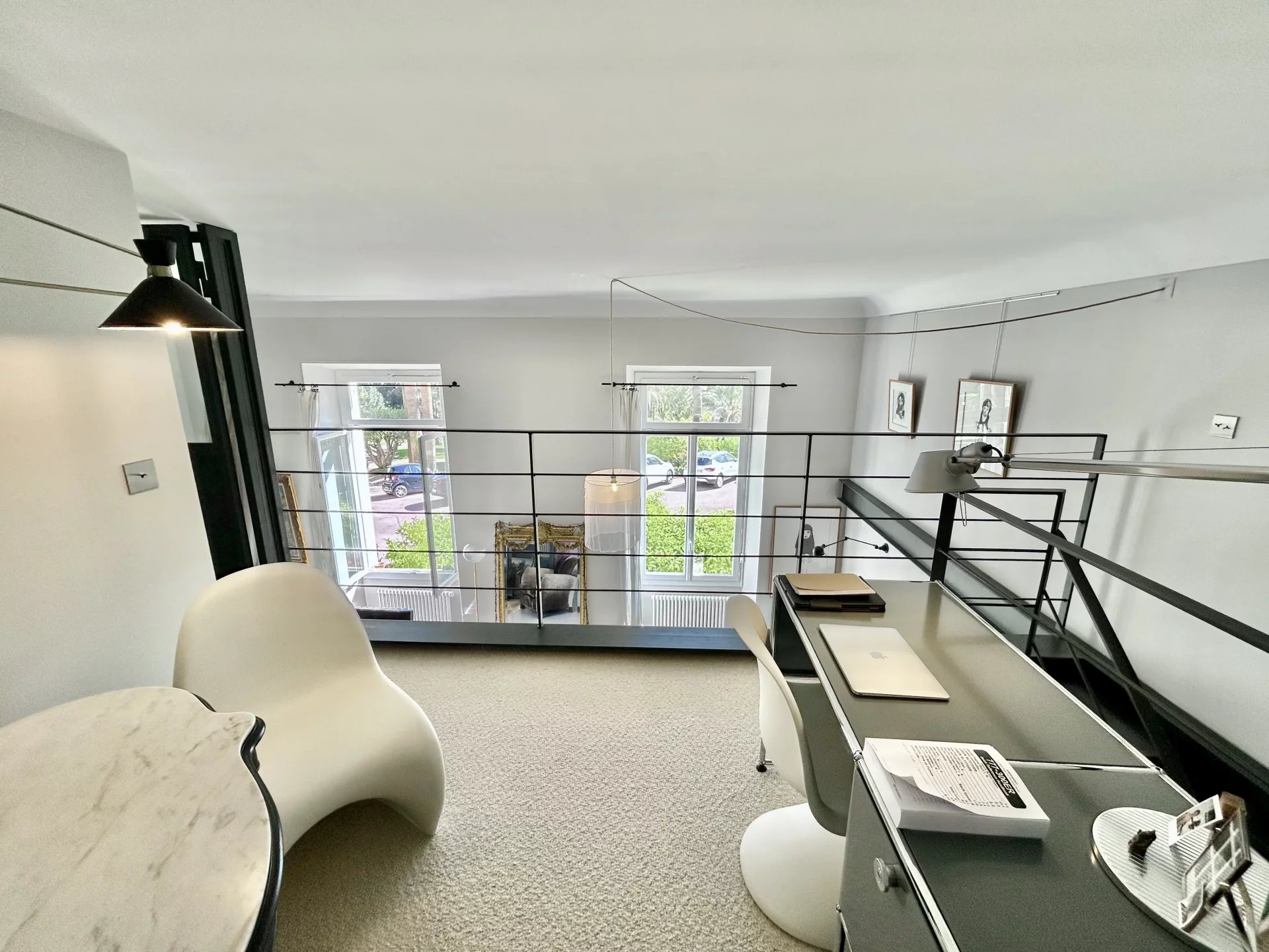 Elegant 3-Bedroom Apartment with Sea View in Cannes