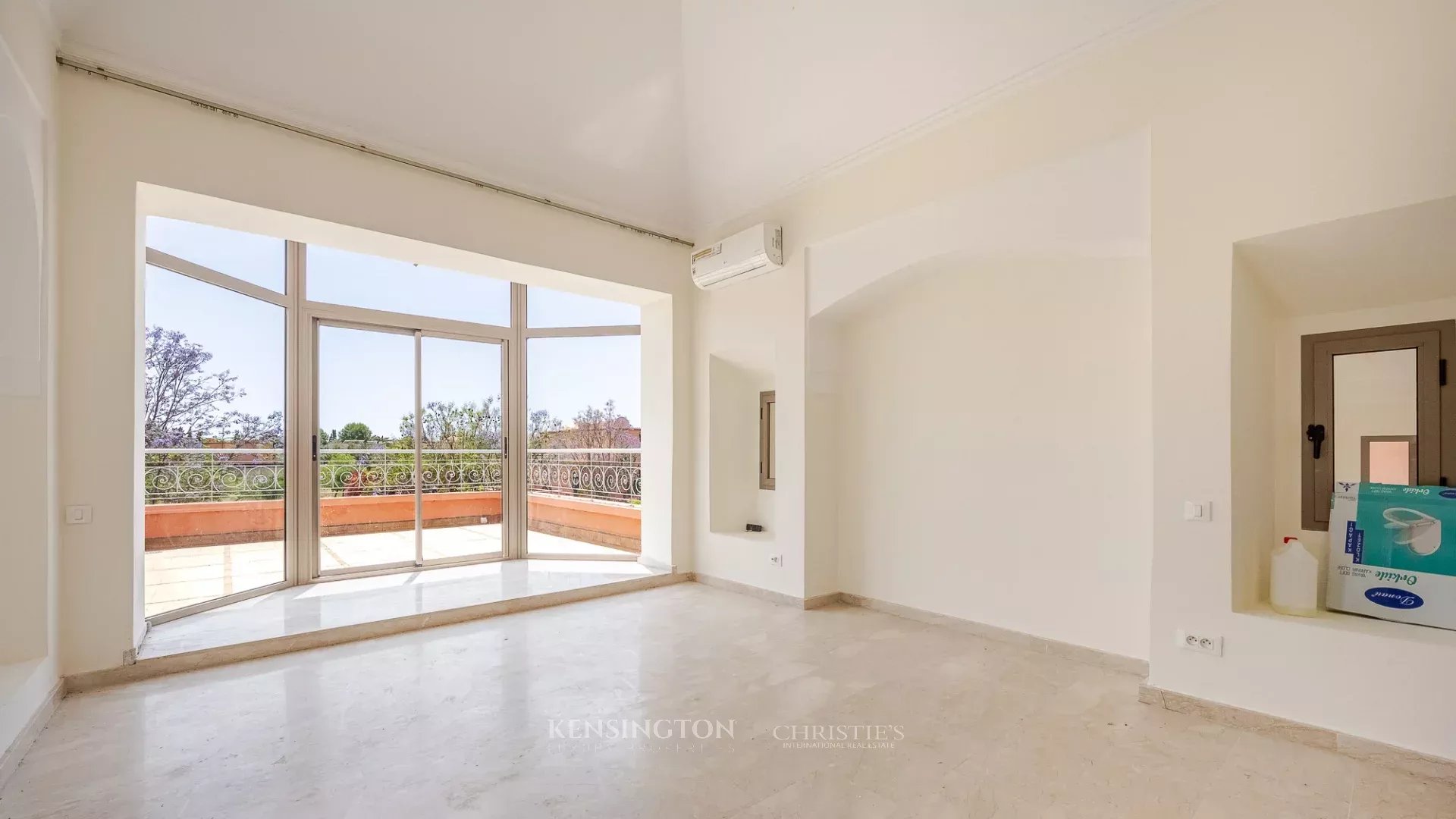 3 Bedroom Villa/Townhouse's Image 12