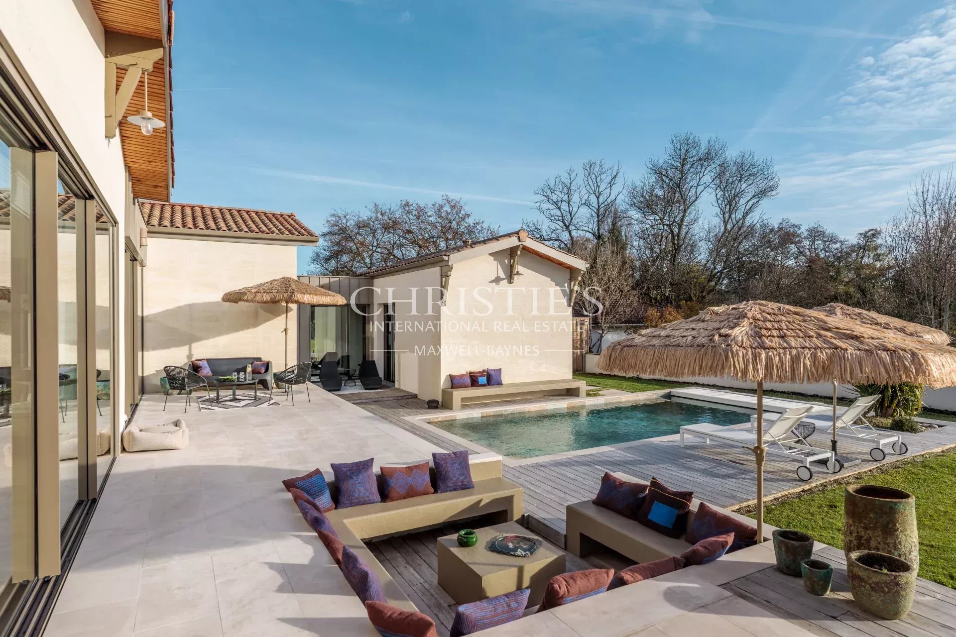 4 Bedroom Villa/Townhouse's Image 8