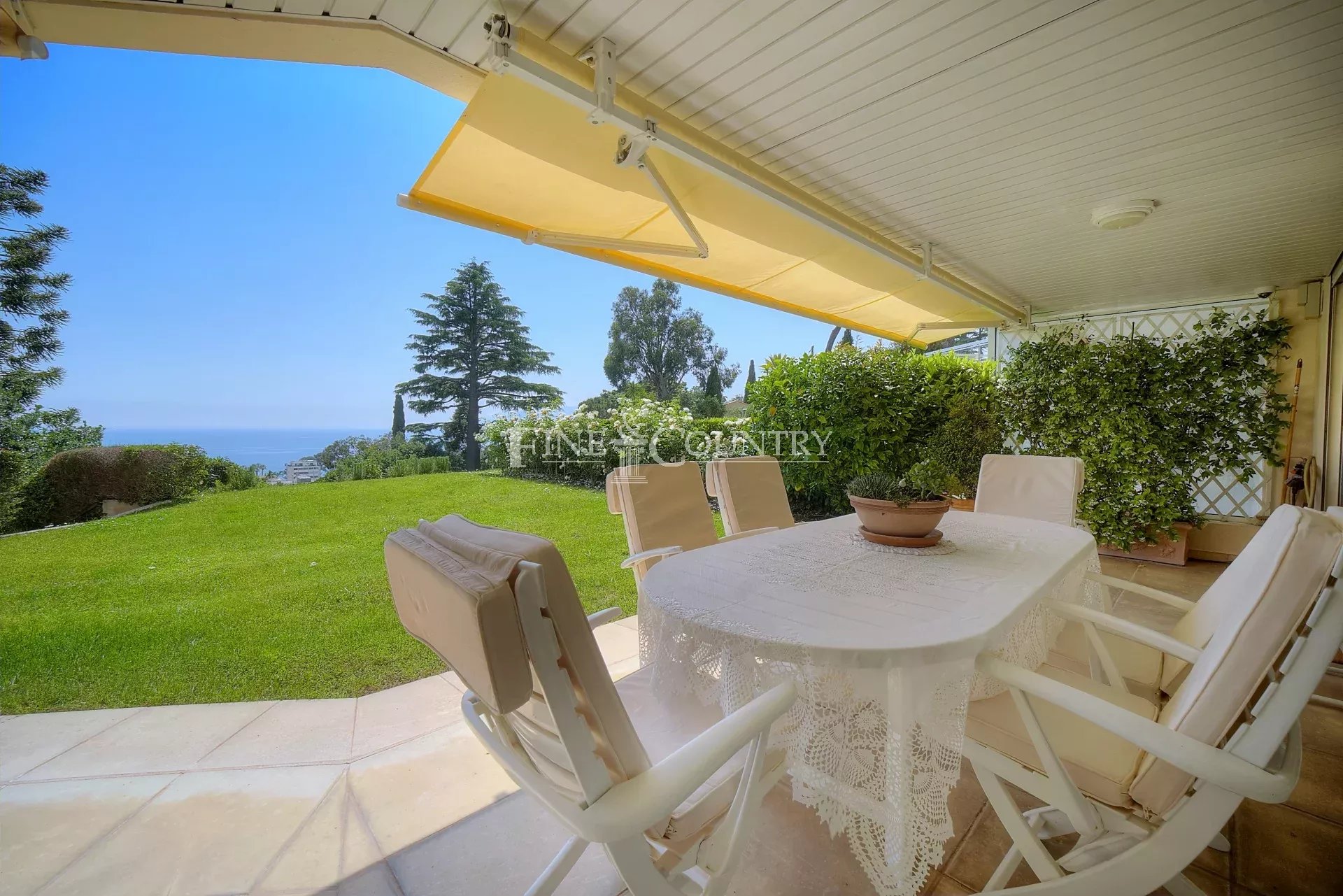 Photo of Apartment for sale in Cannes with Sea Views