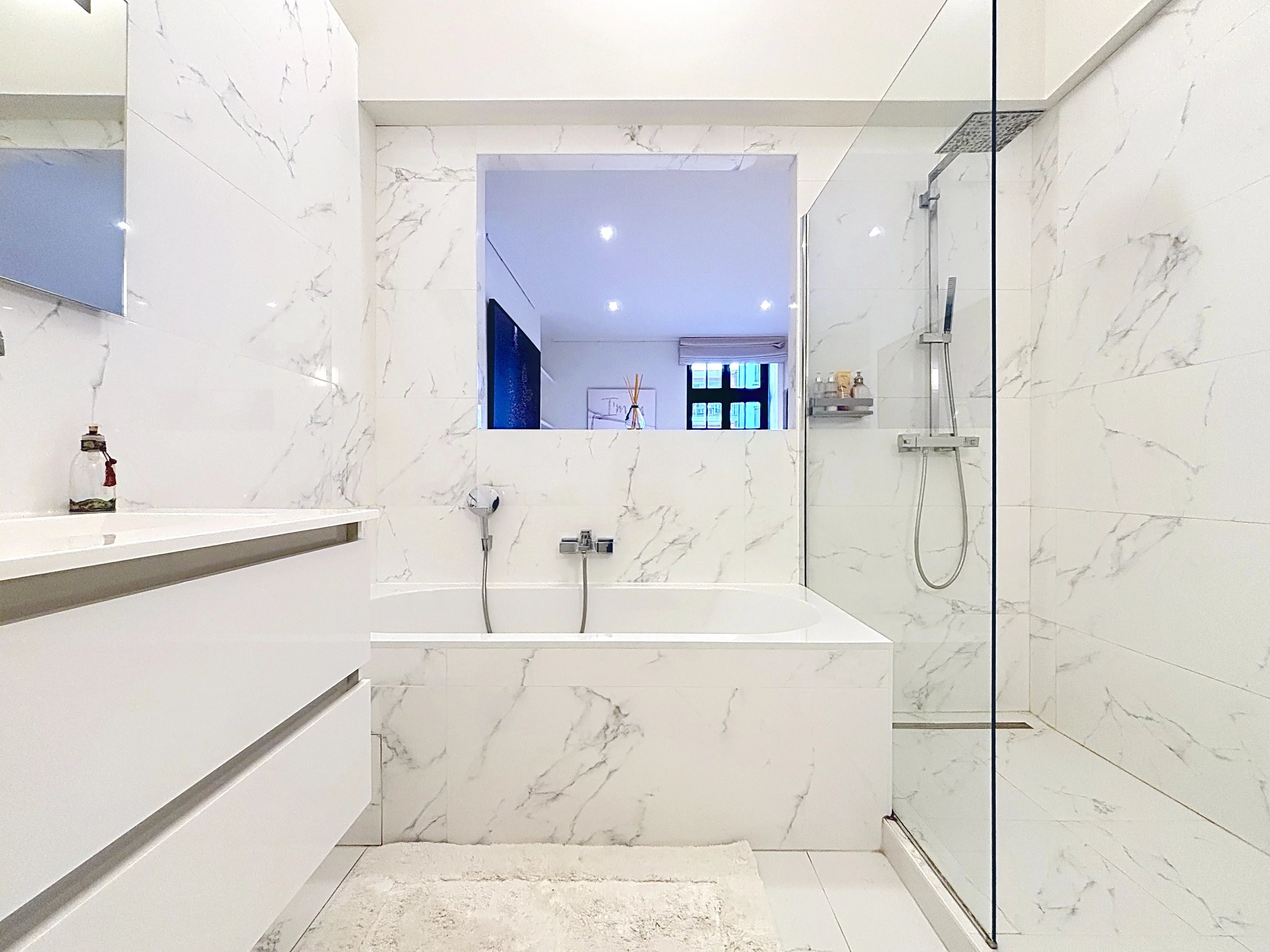 Louise - Jardin du Roi - Rear house in the inner block