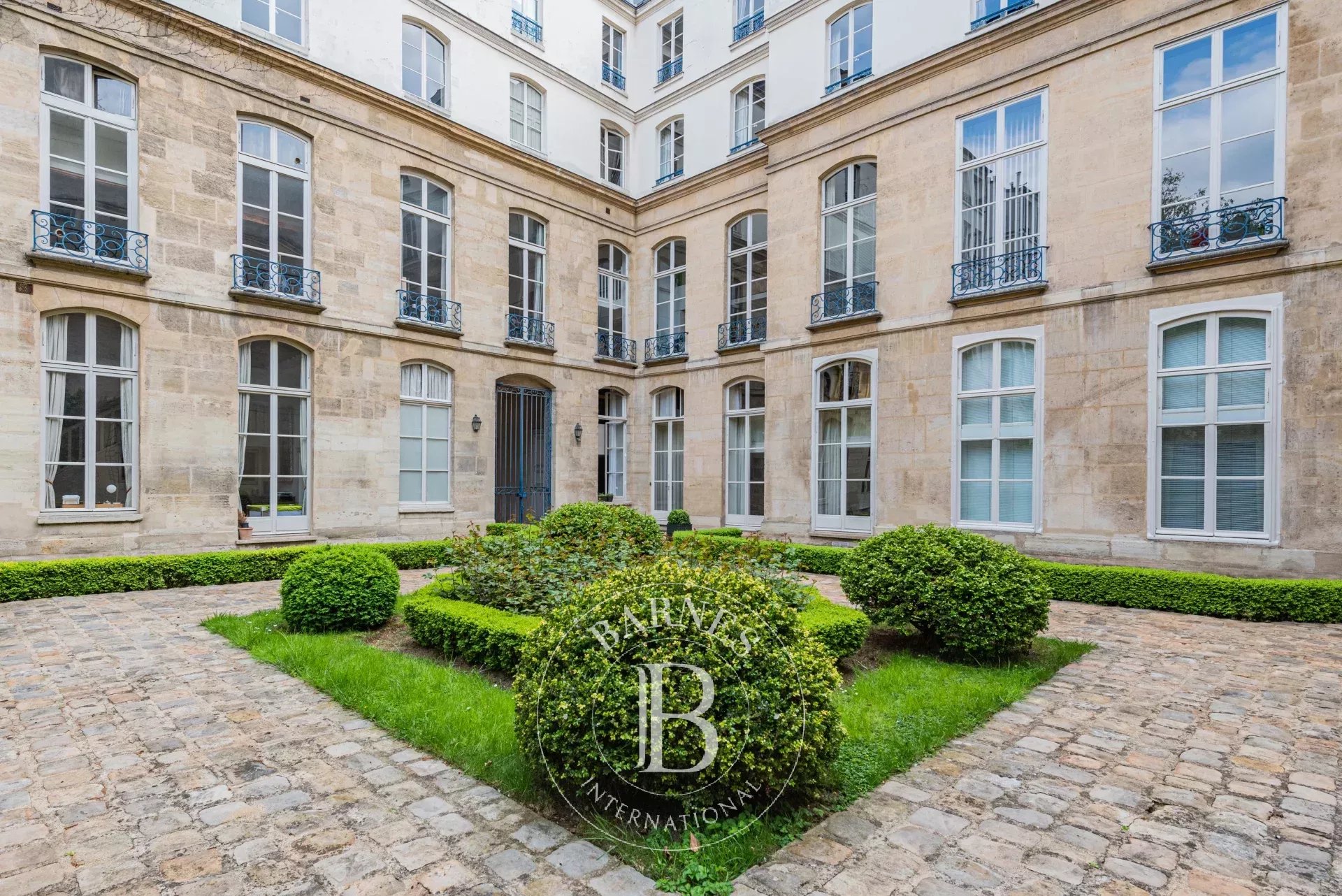 Daire Paris 3ème - picture 19