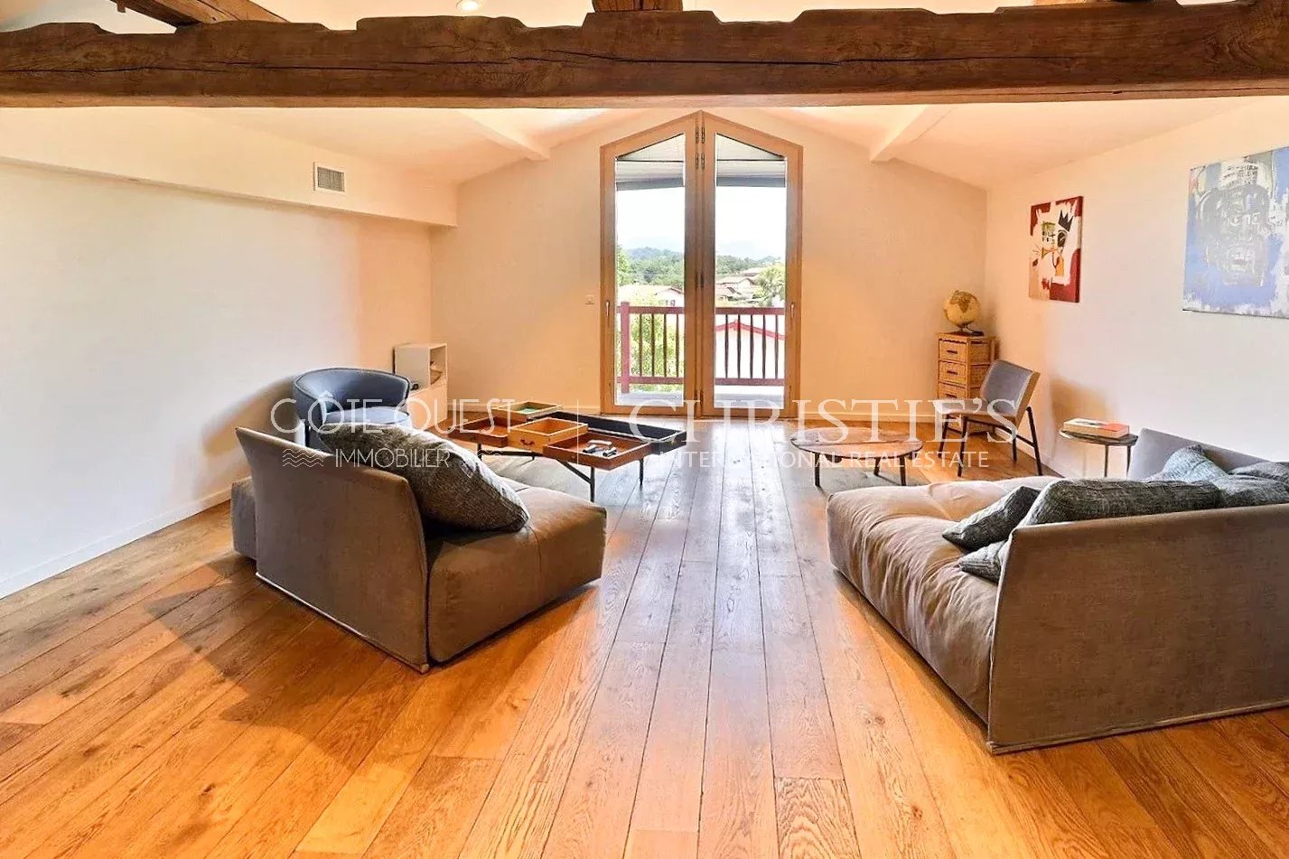 5 Bedroom Villa/Townhouse's Image 19