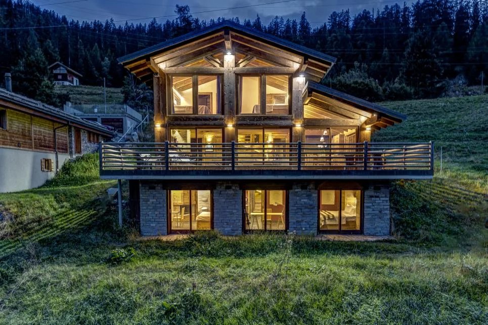 Superbe chalet ski-in ski-out avec accès direct à Verbier!!!