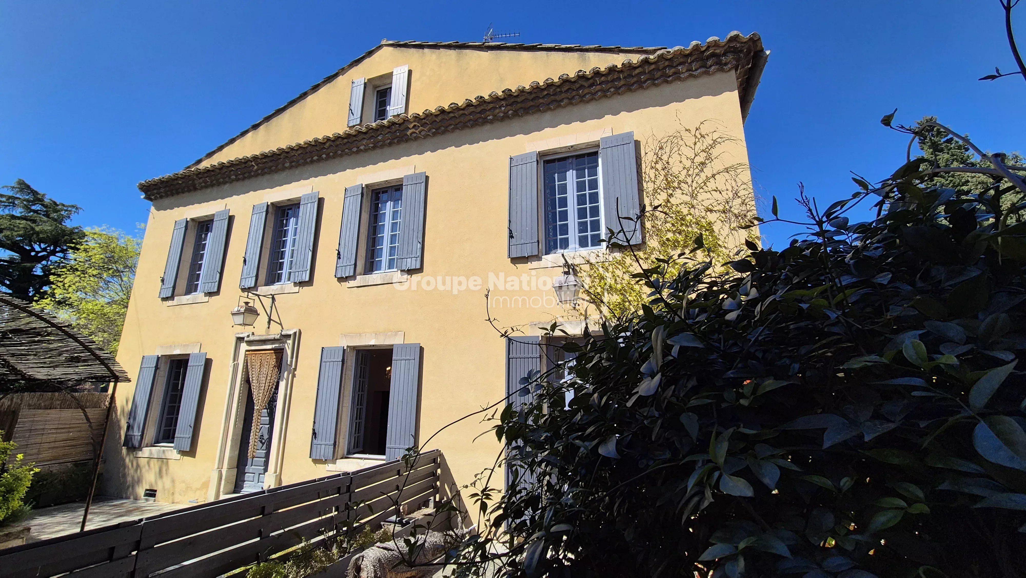 Agence immobilière de 