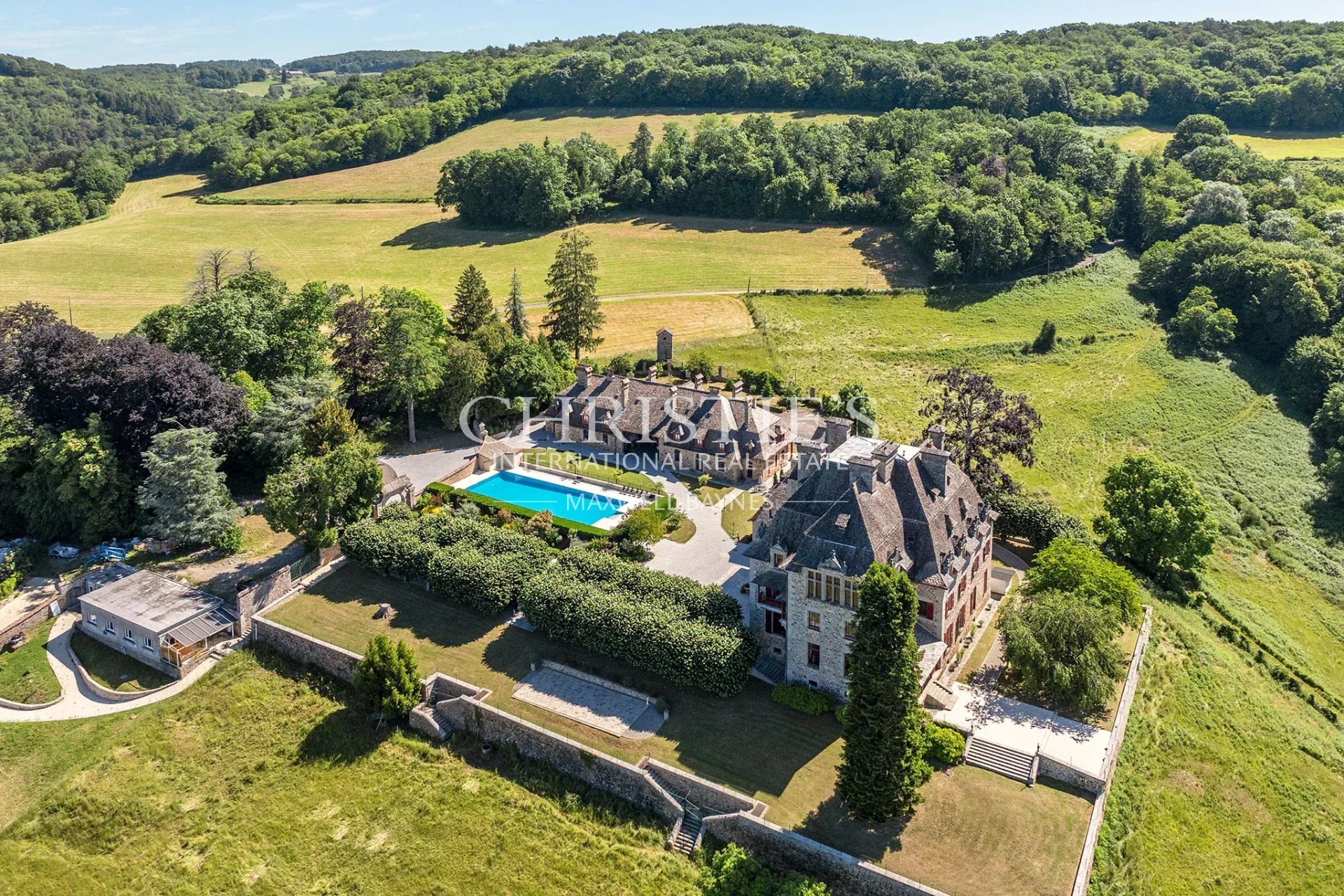 38 Bedroom Chateau's Image 124