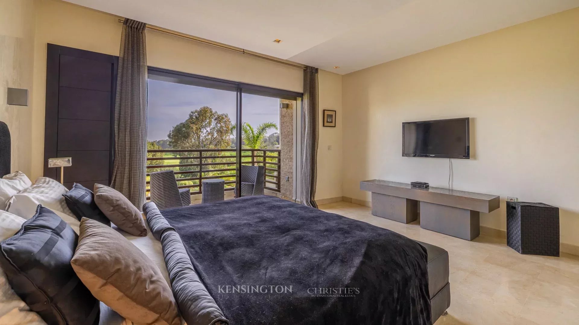 3 Bedroom Villa/Townhouse's Image 18