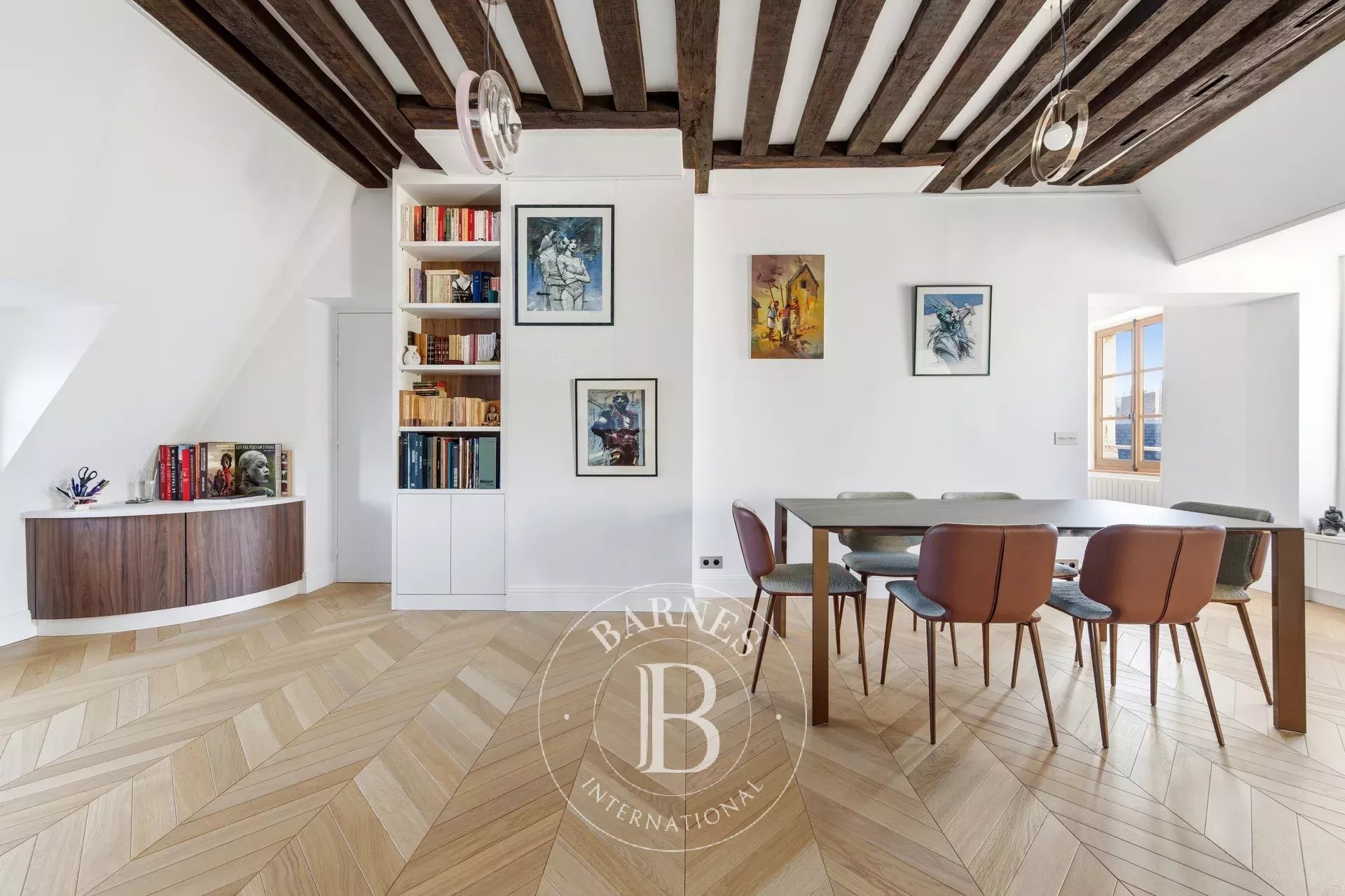 Daire Paris 4ème - picture 4