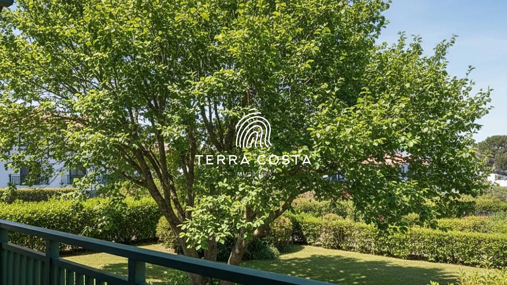 Appartement 2 pieces avec double parking