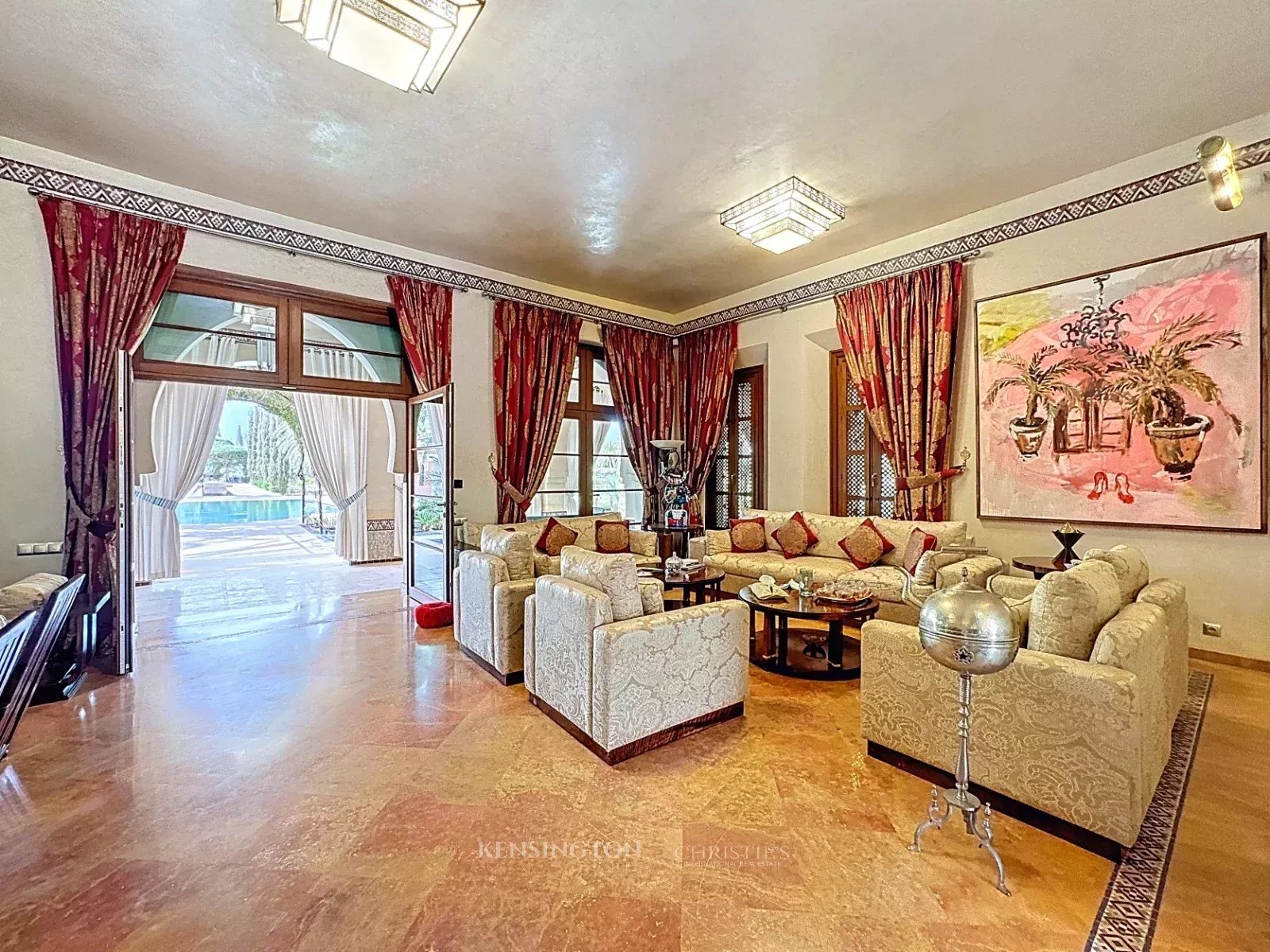 5 Bedroom Villa/Townhouse's Image 13
