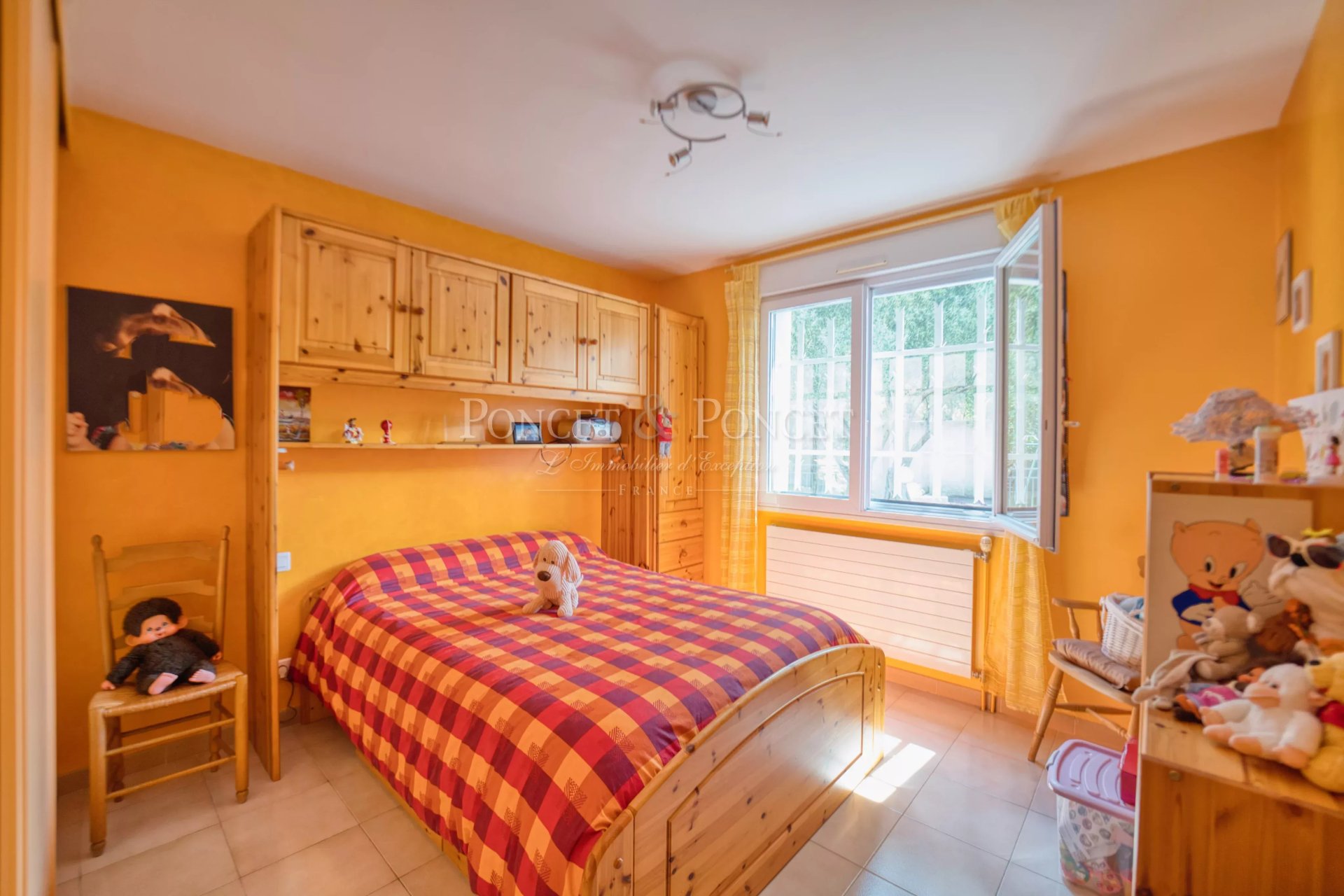 4 Bedroom Villa/Townhouse's Image 16