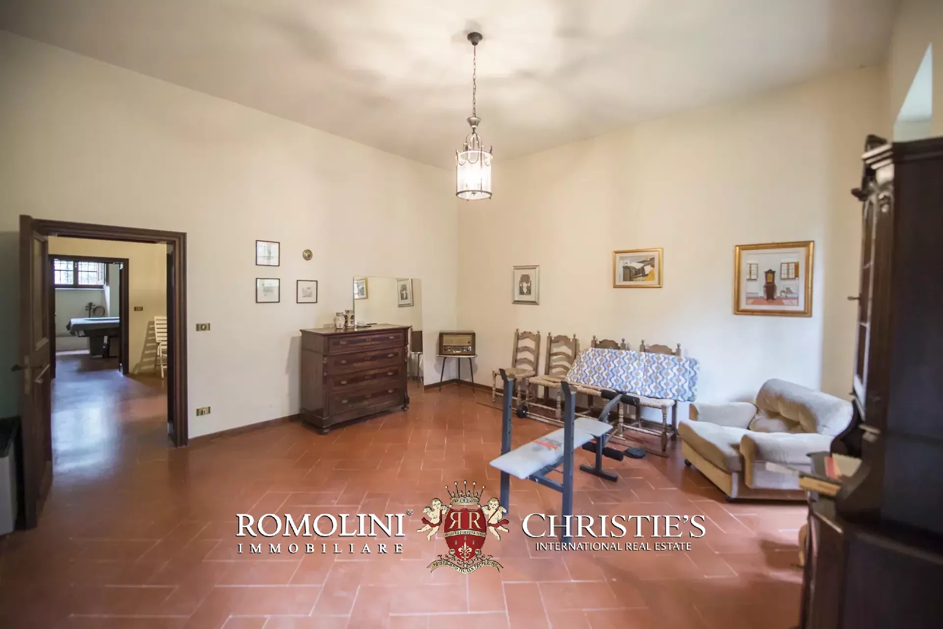 6 Bedroom Villa/Townhouse's Image 58