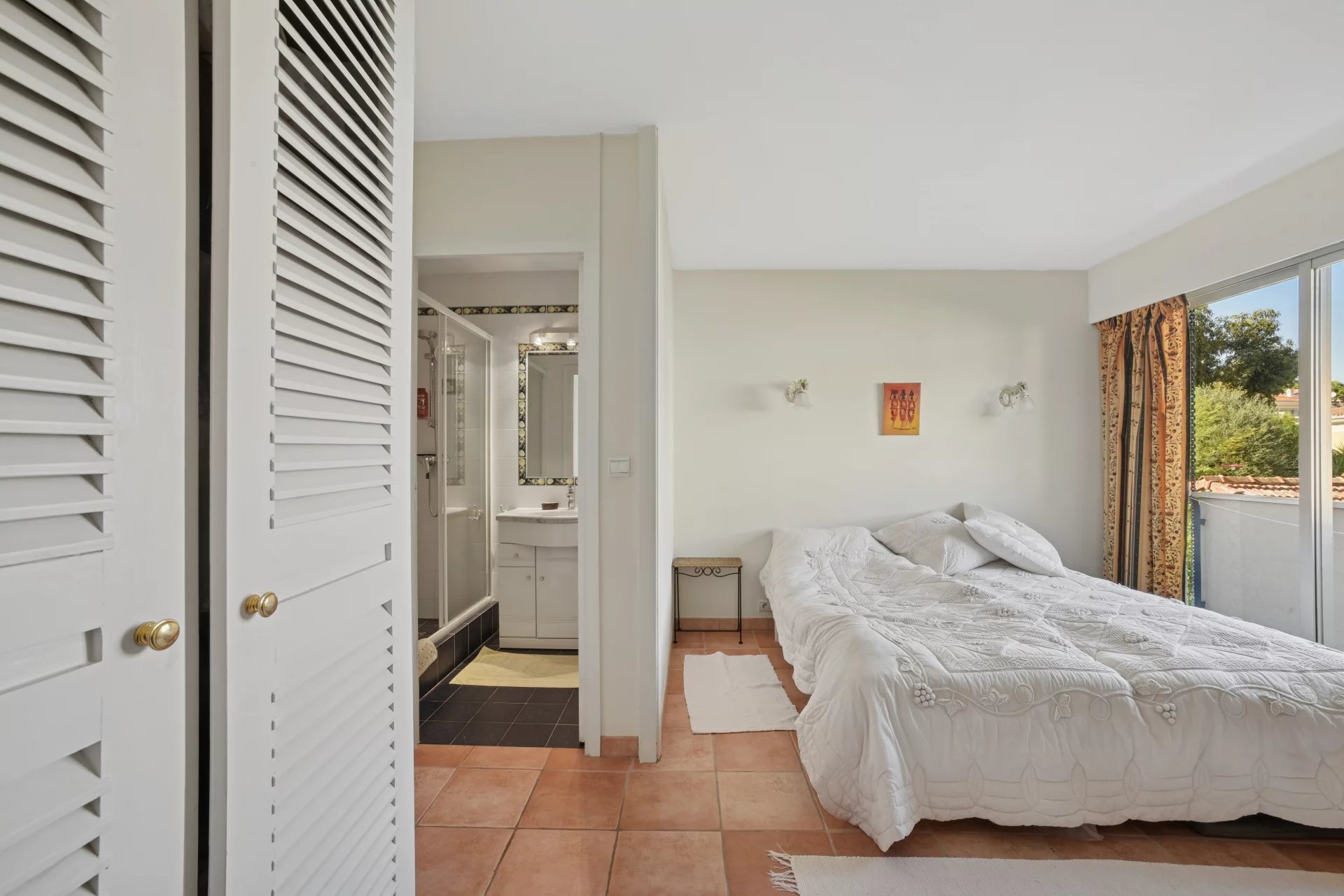 Triplex apartment with full rooftop and sea-views