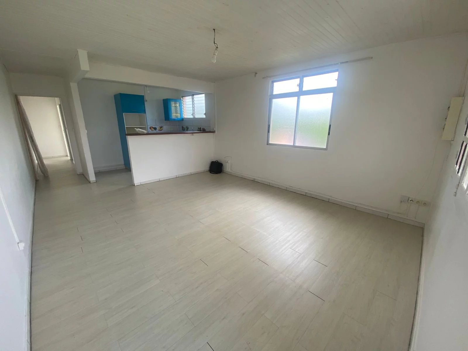 APPARTEMENT F3 - 60 M² - DUCOS