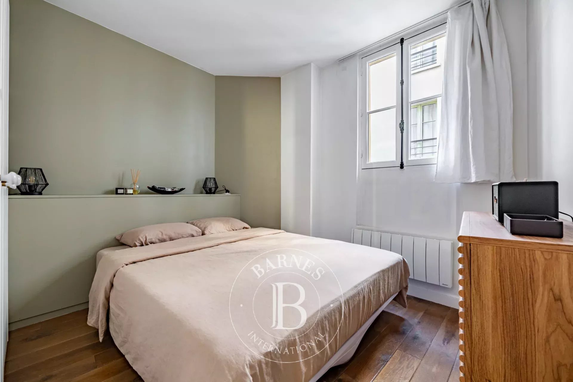 Daire Paris 4ème - picture 9