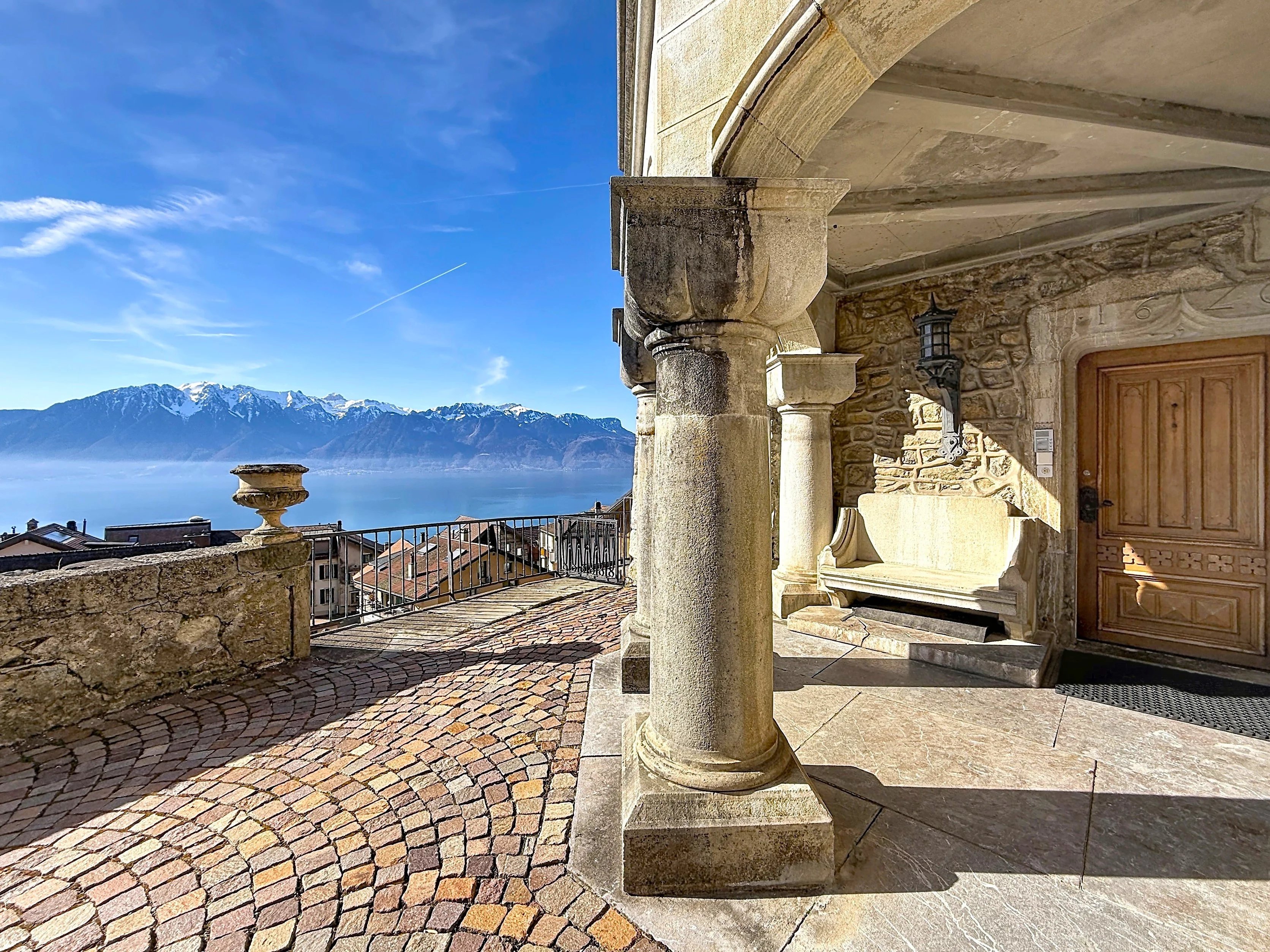 Rareté et caractère sur la Riviera !