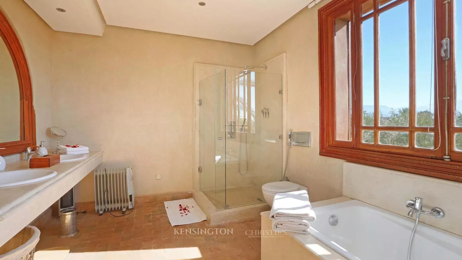 5 Bedroom Villa/Townhouse's Image 43