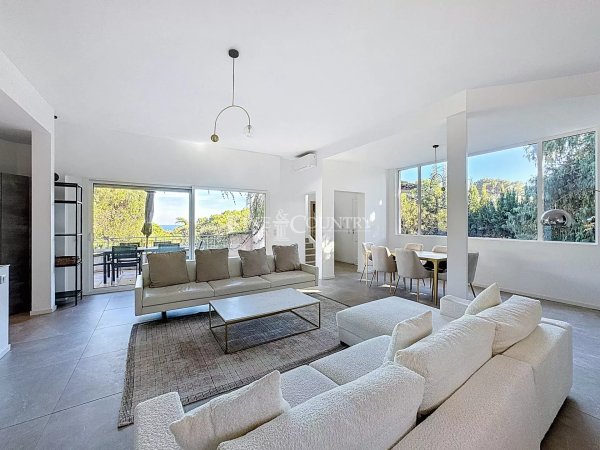 Luxury Family Estate in La Californie Cannes | Dual Villa Property — photo 4