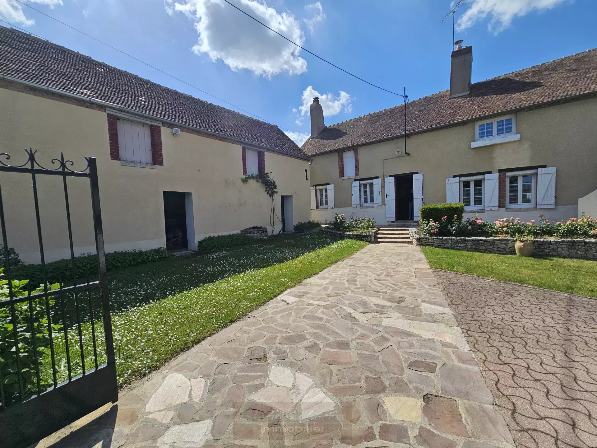 Agence immobilière de 
