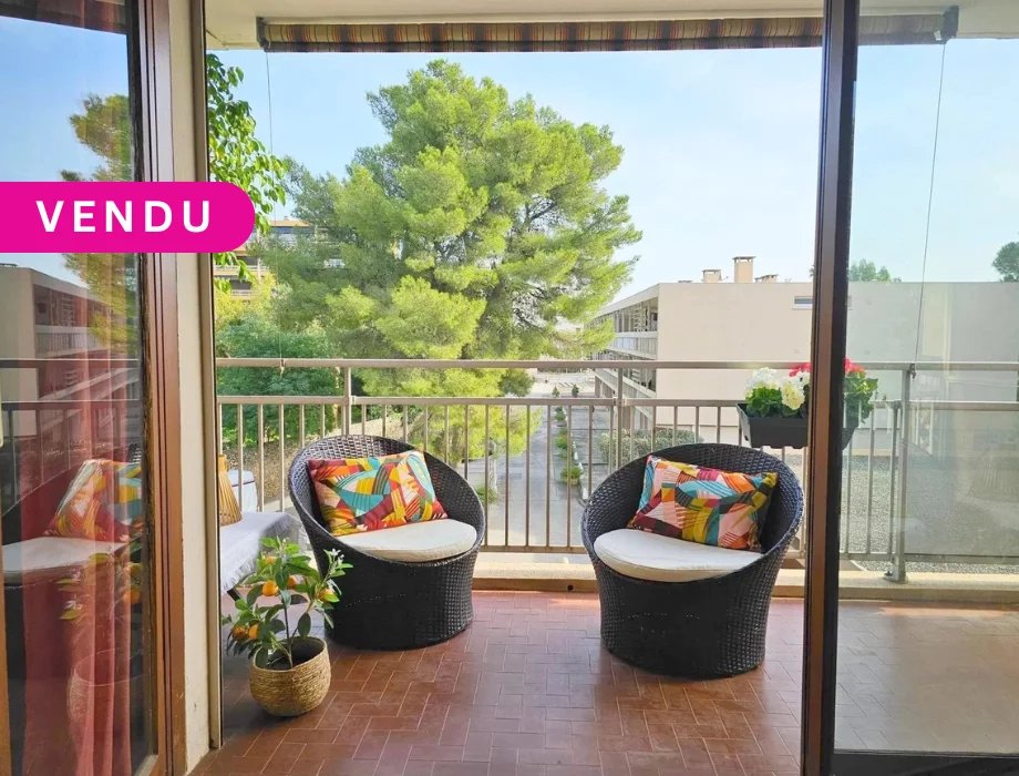 EXCLUSIVITE Hyères Centre-ville Appartement T4, terrasses, loggia, parking et cave